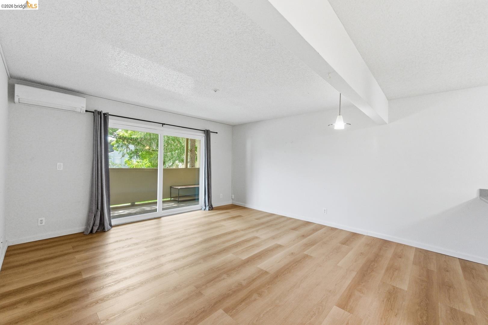 1453 Neotomas AVE APT 104
