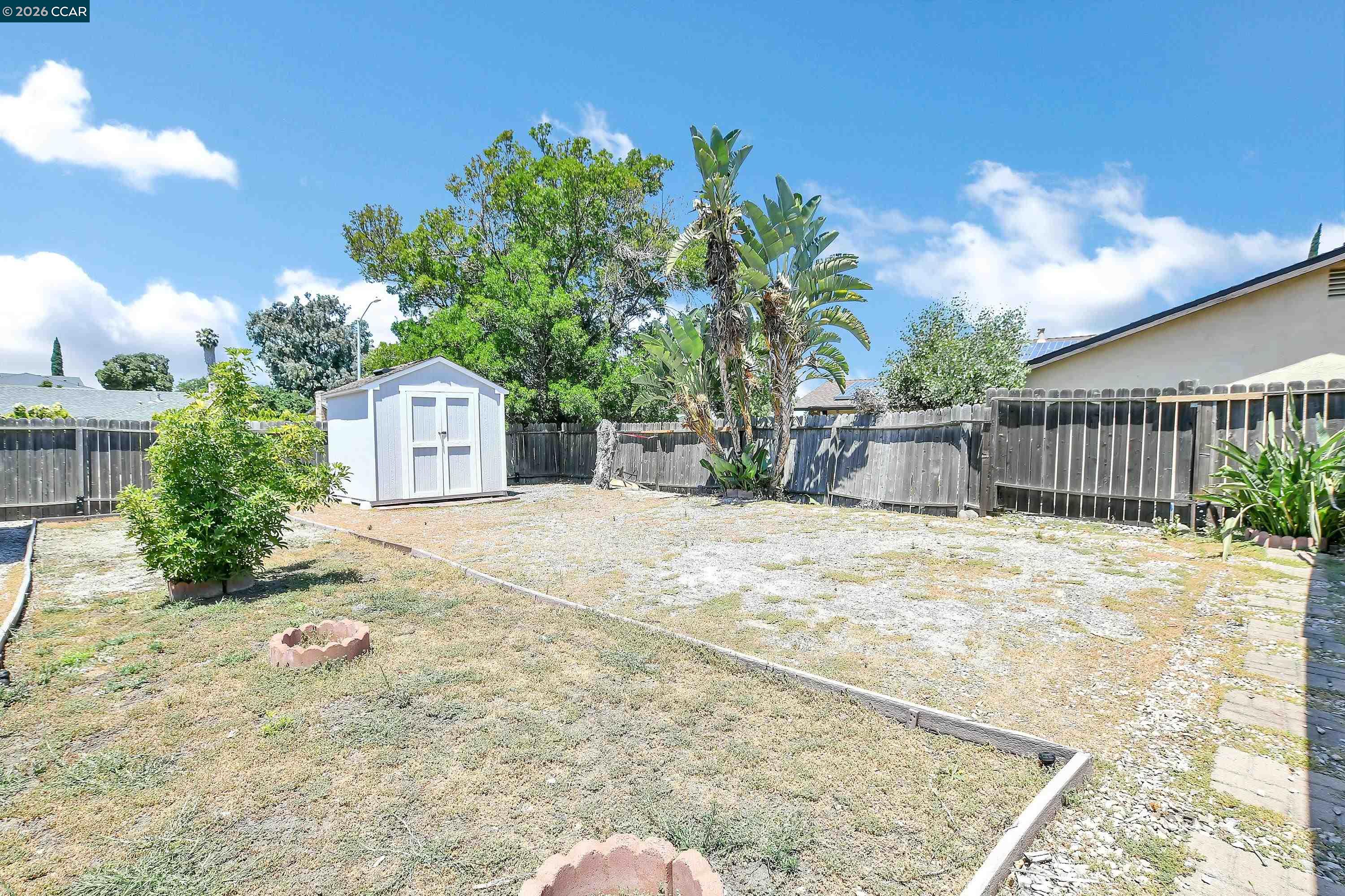 2123 Carquinez Pl