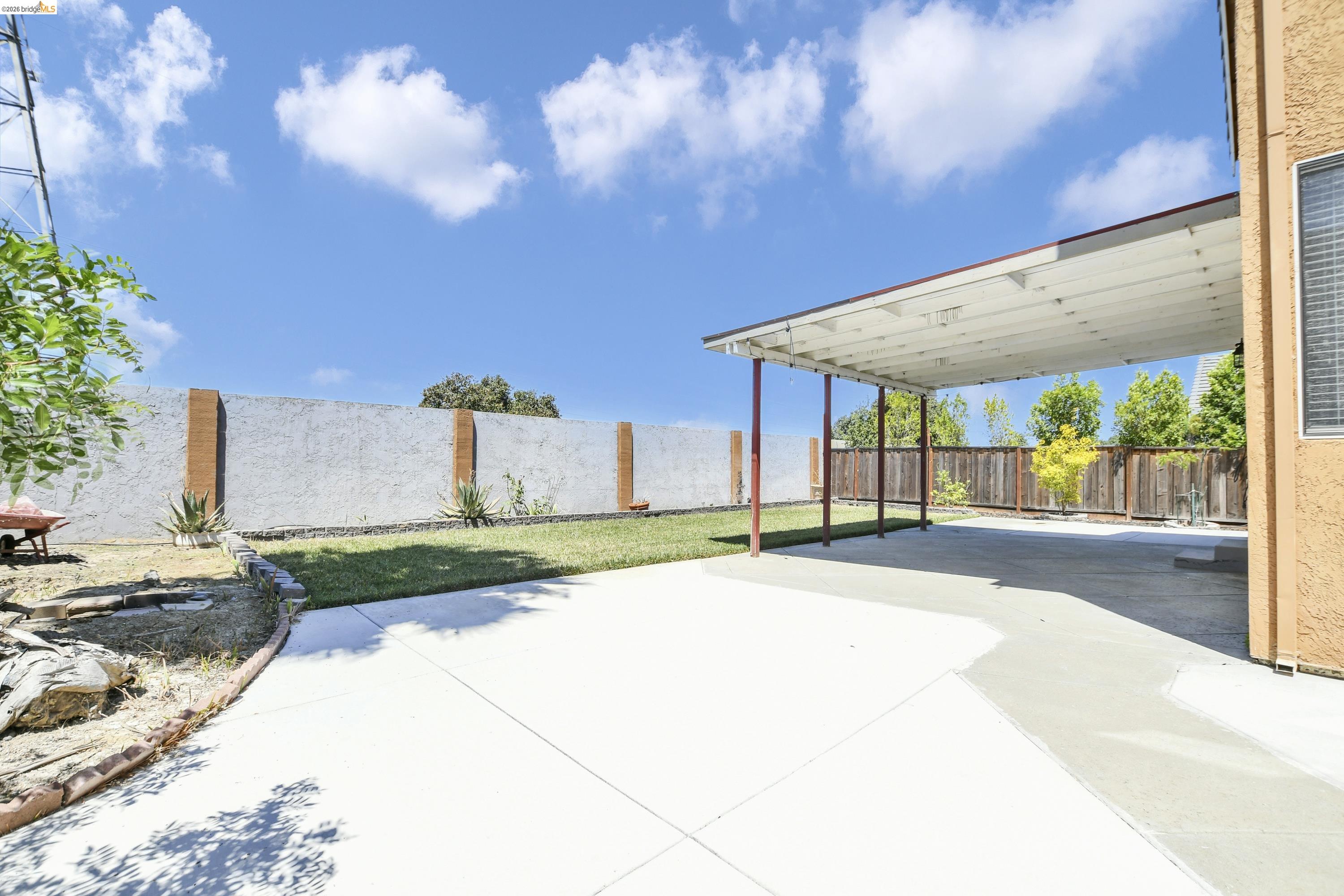 2236 NEWPORT CT