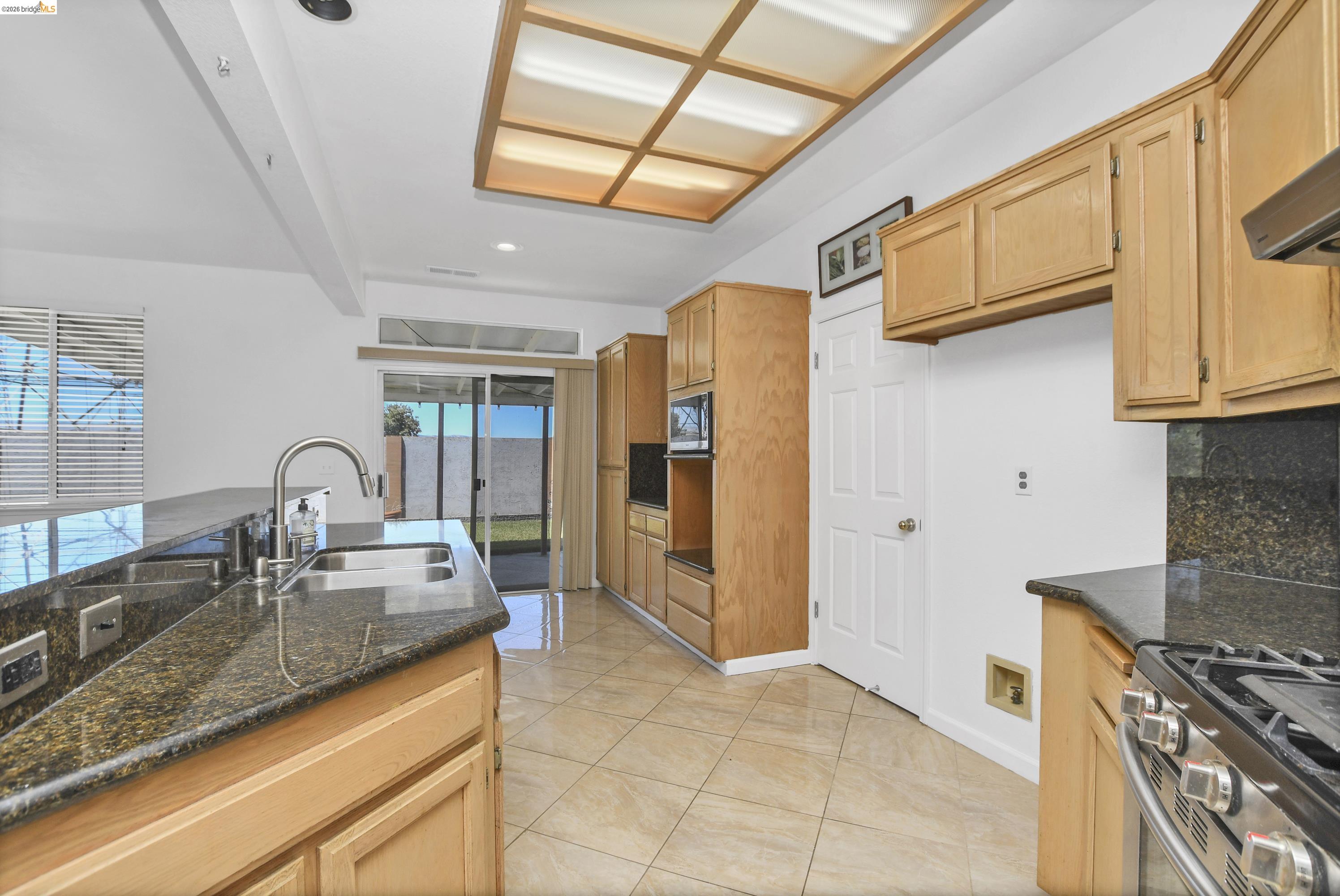 2236 NEWPORT CT
