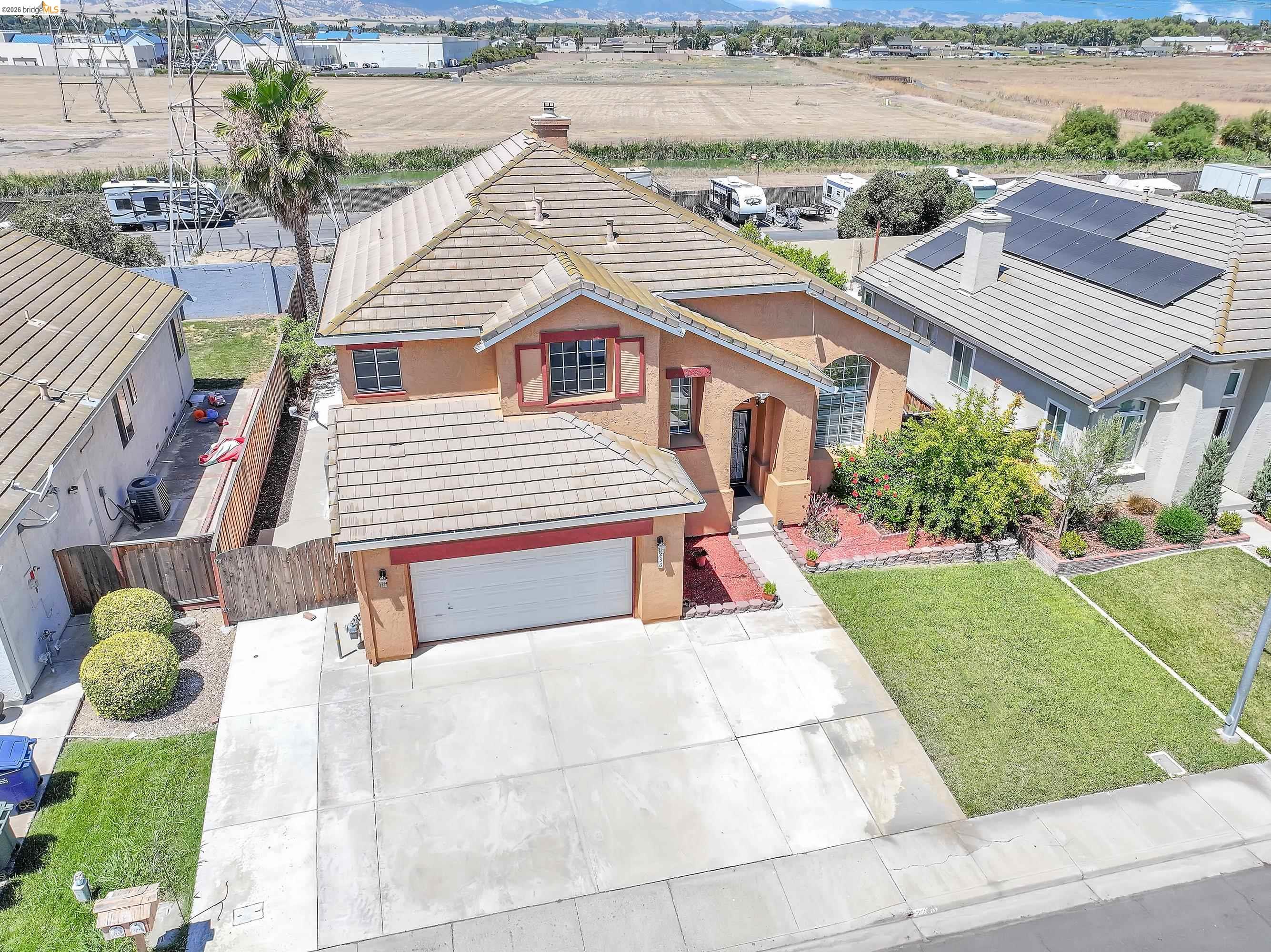 2236 NEWPORT CT