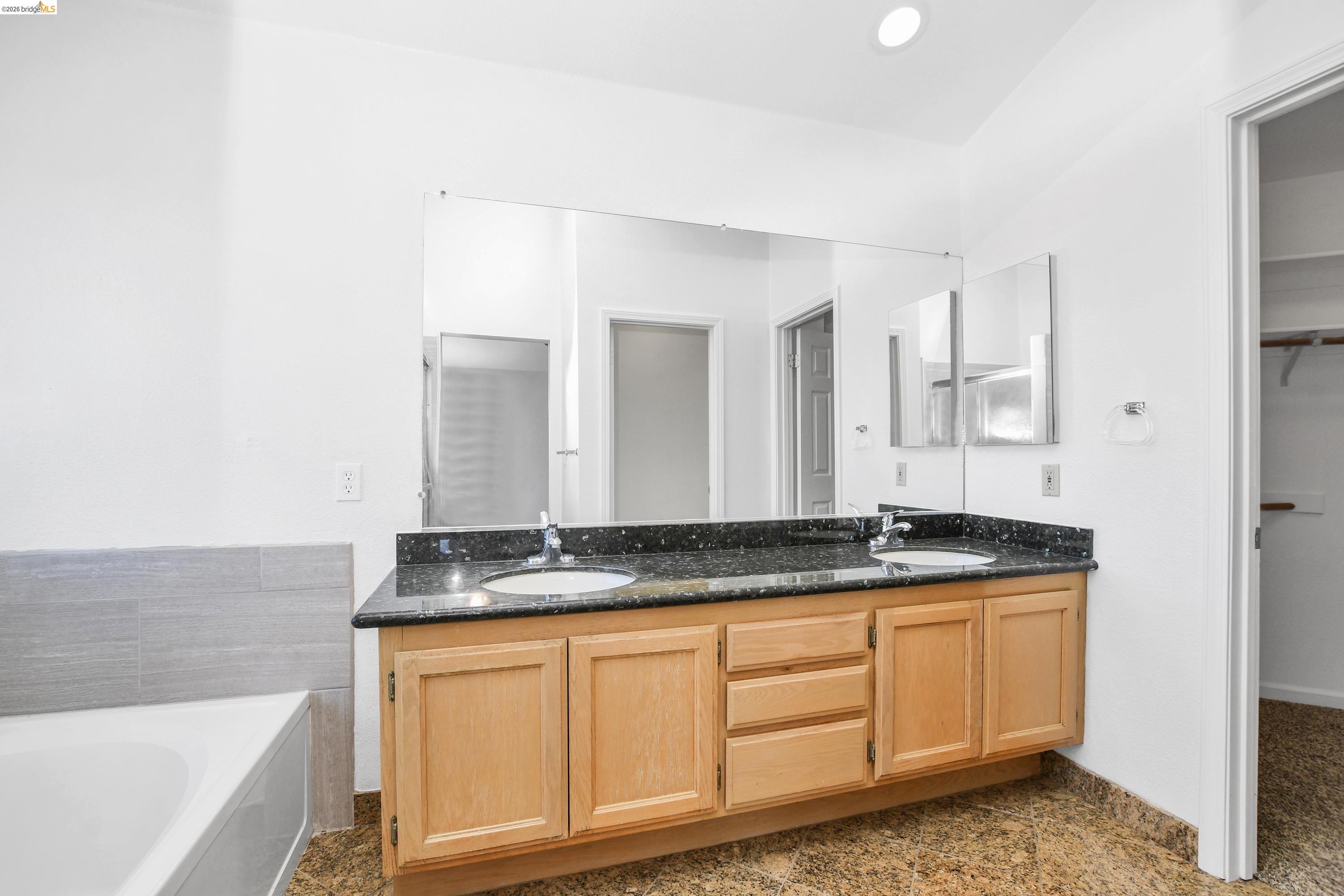 2236 NEWPORT CT