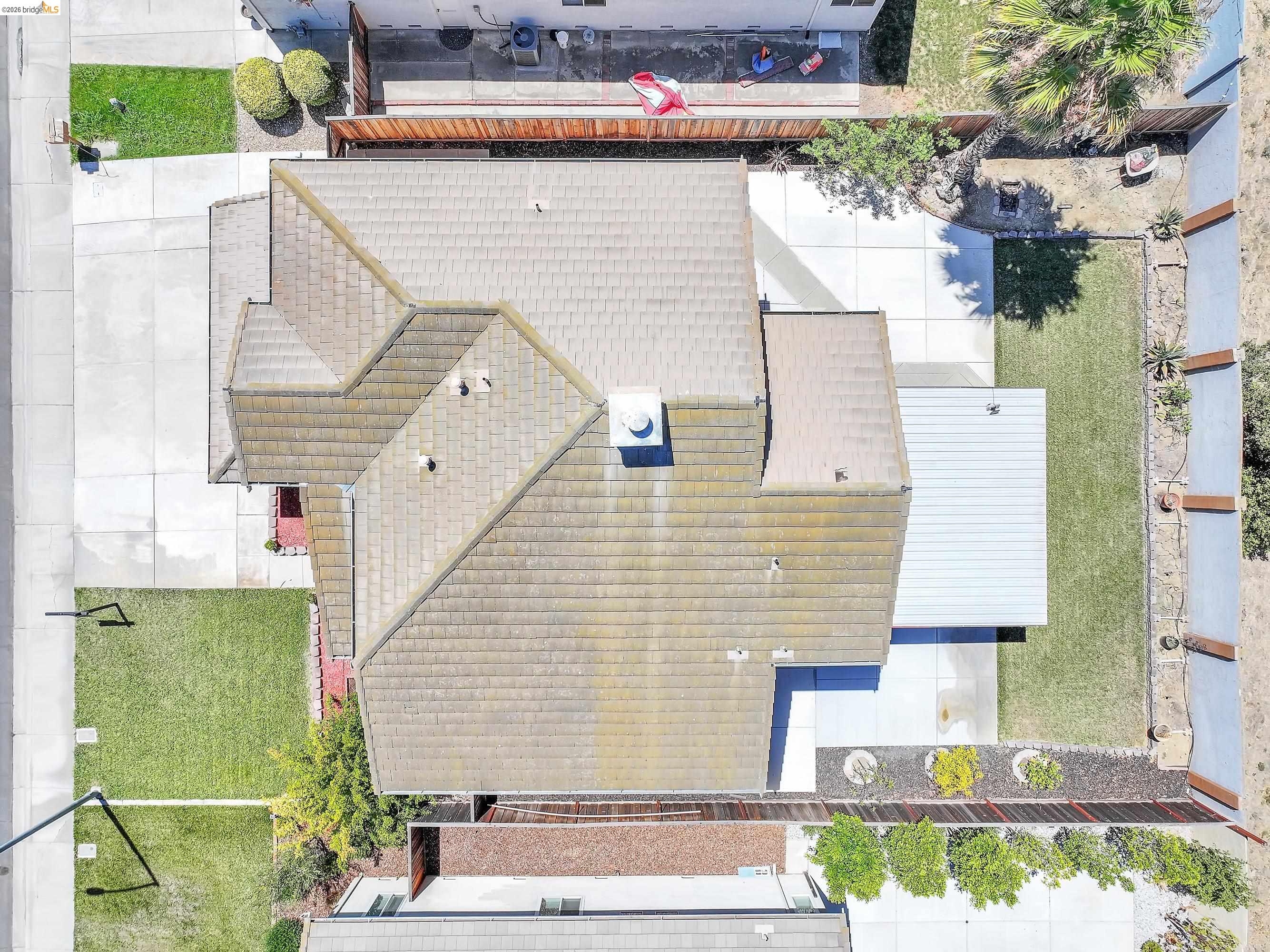 2236 NEWPORT CT