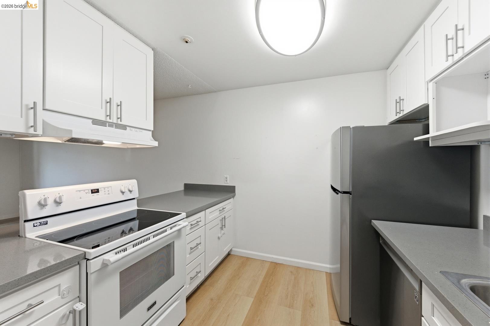 1453 Neotomas AVE APT 104