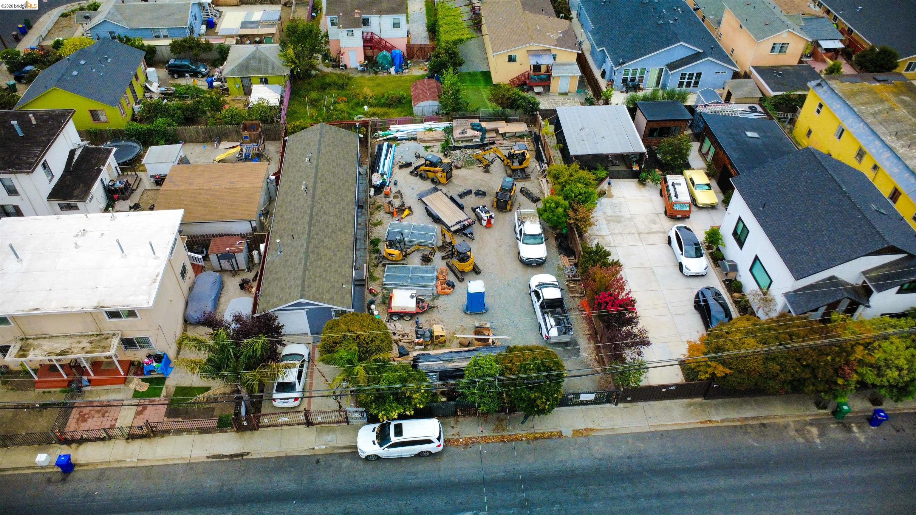 68 W Gertrude Ave
