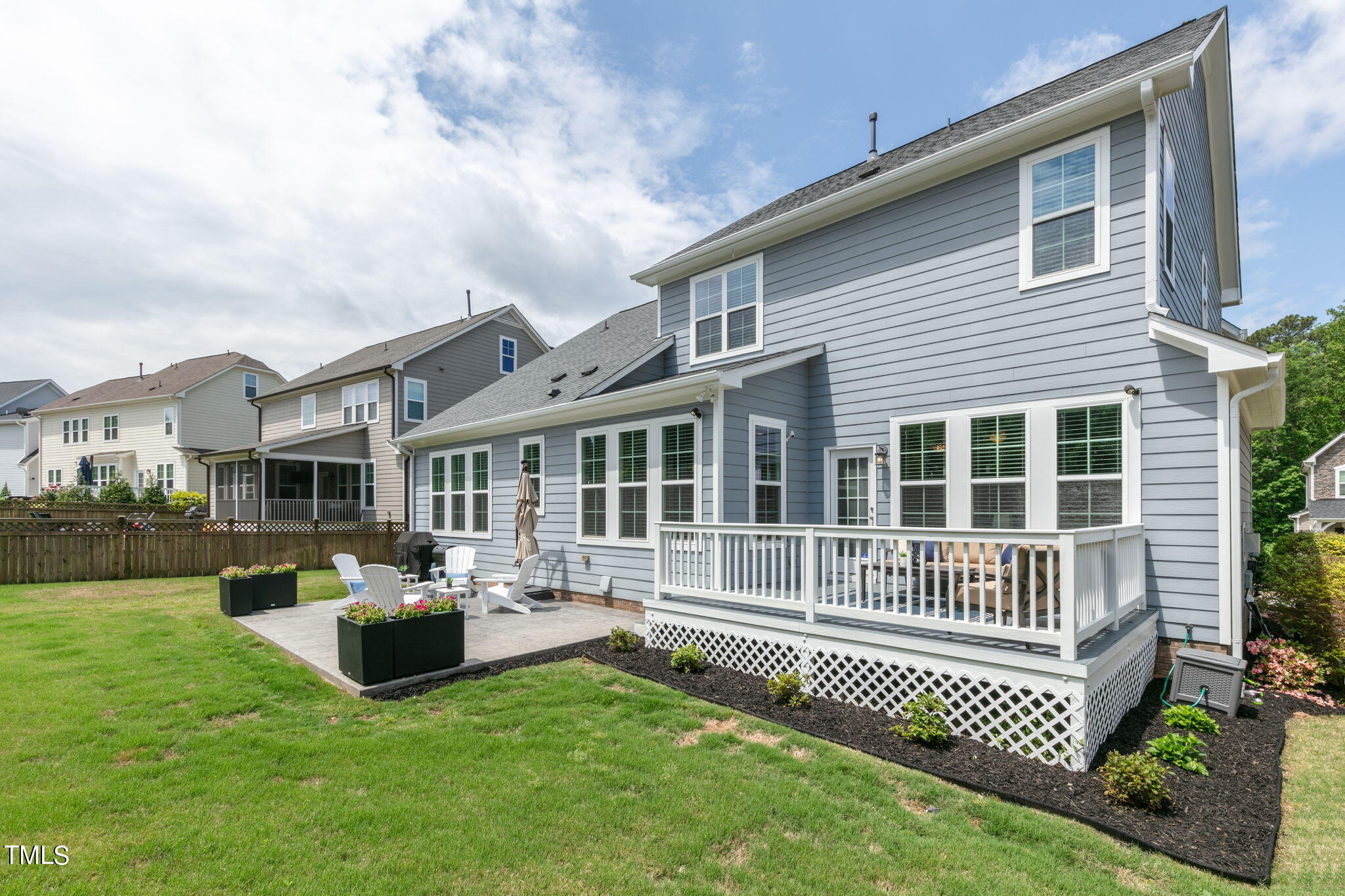 824 Rambling Oaks Lane