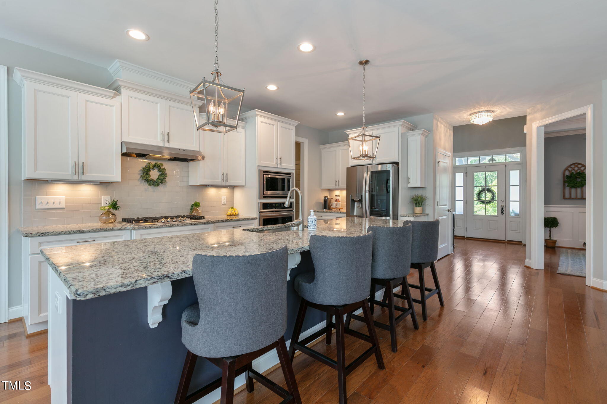 824 Rambling Oaks Lane