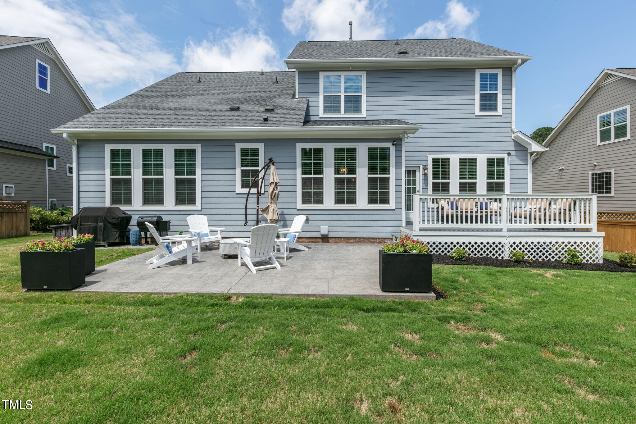 824 Rambling Oaks Lane
