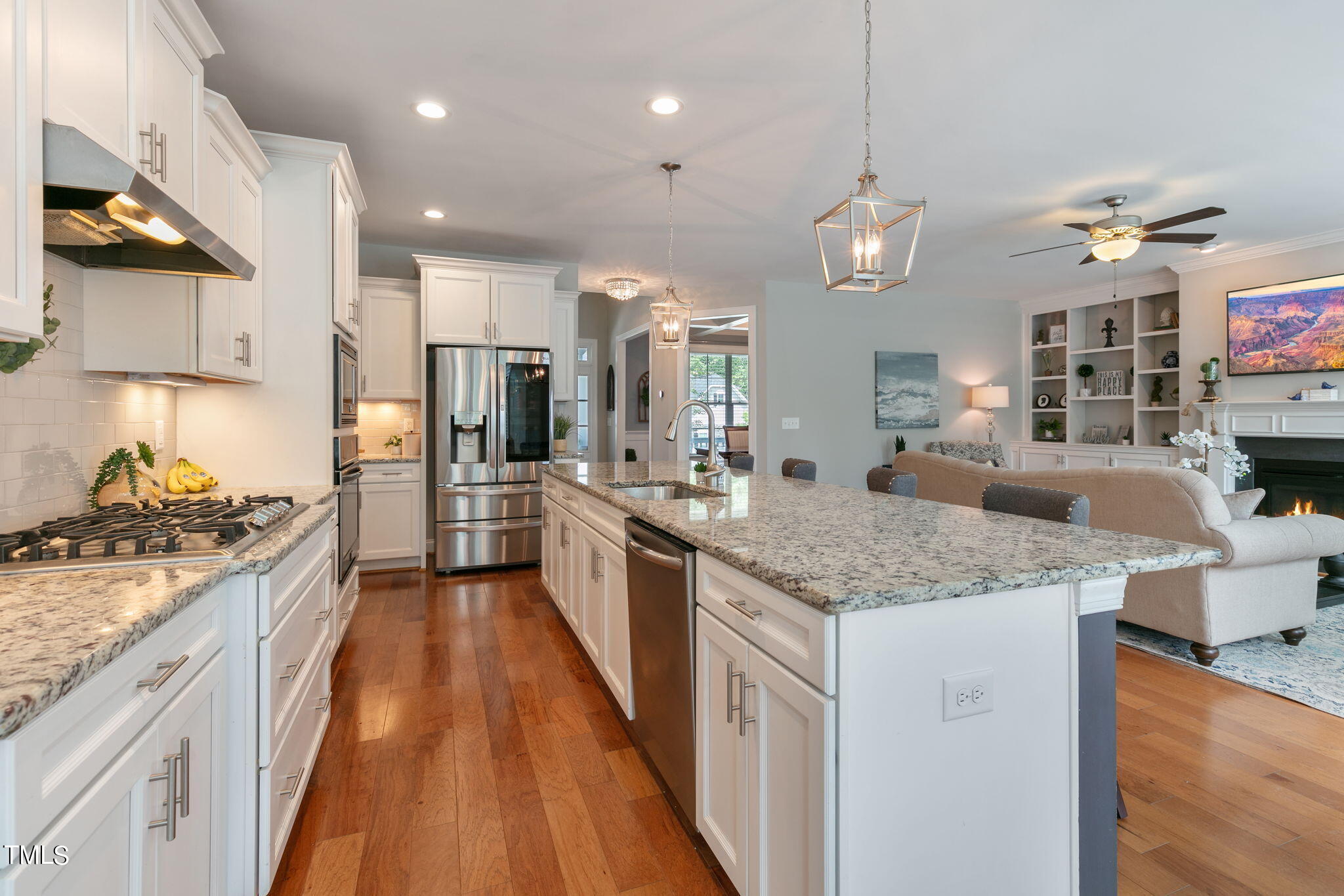 824 Rambling Oaks Lane