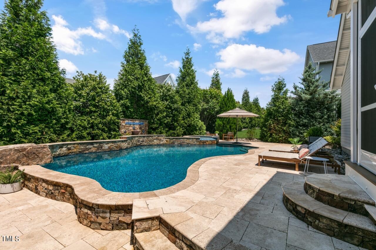 313 Quaker Meadows Court