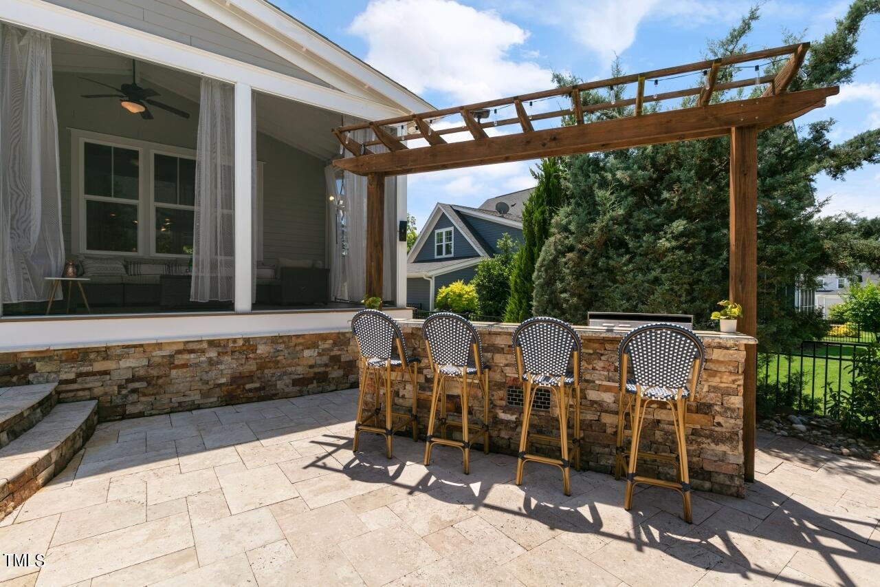 313 Quaker Meadows Court