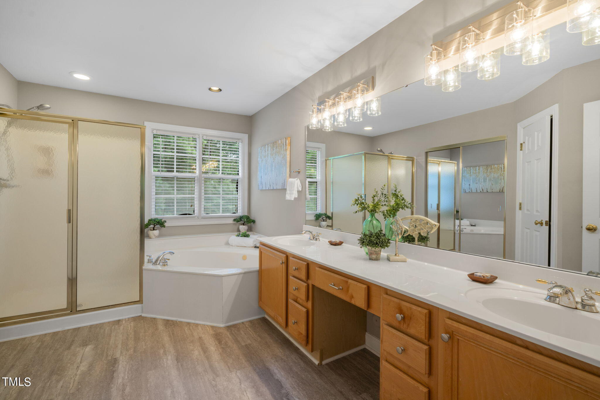 207 Joseph Pond Lane Lane