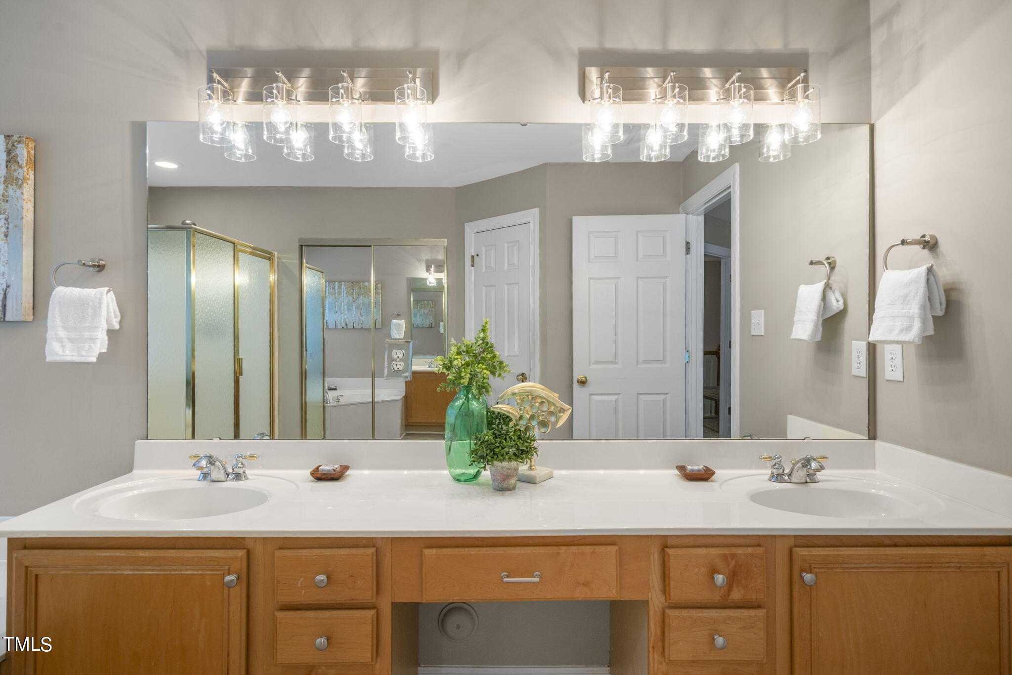 207 Joseph Pond Lane Lane