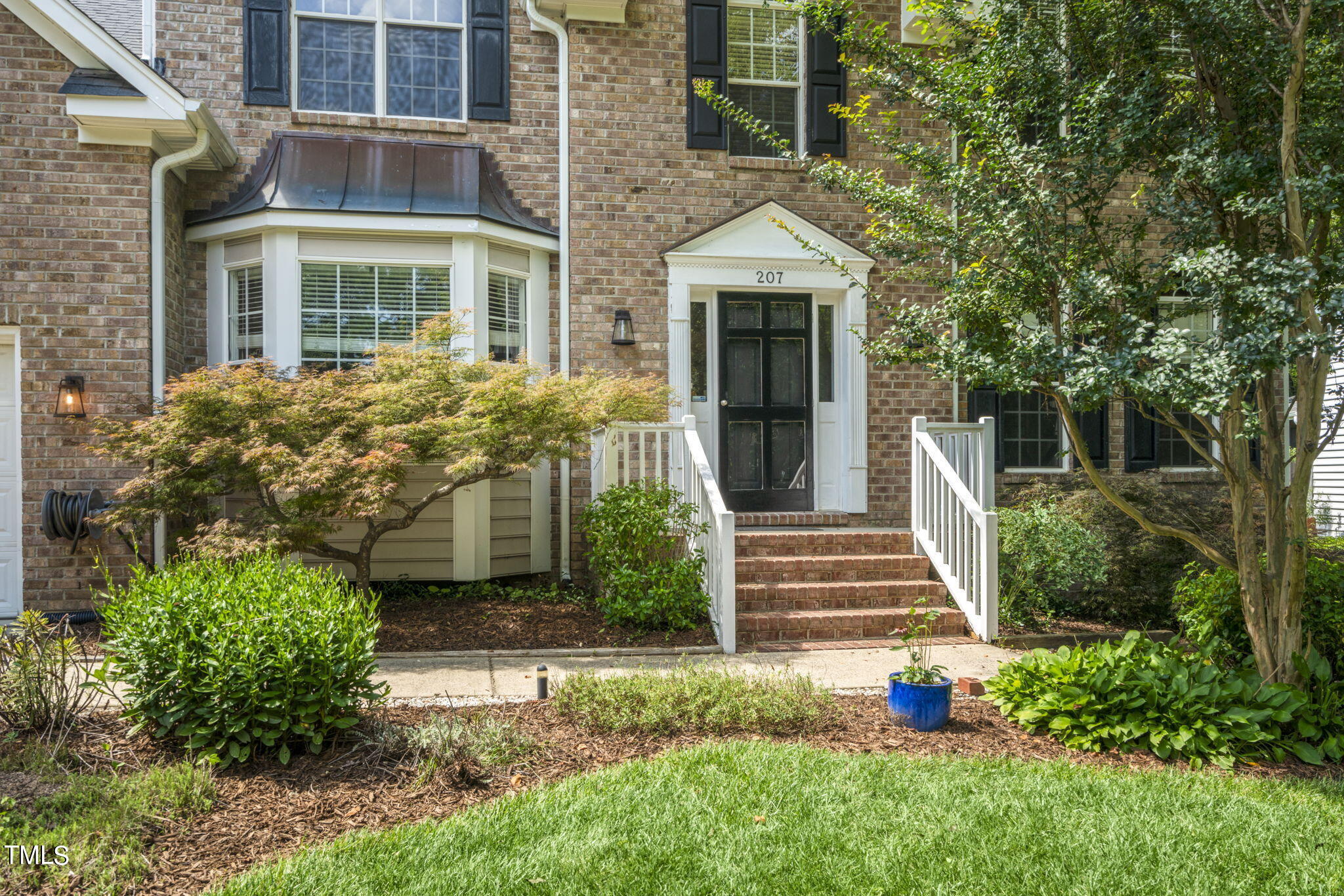 207 Joseph Pond Lane Lane
