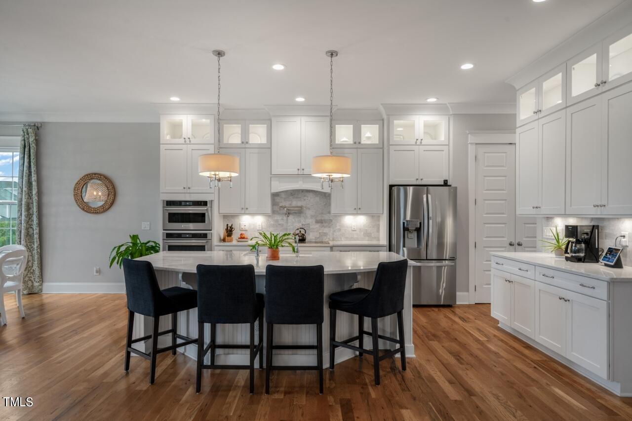 101 Splendid Oak Court