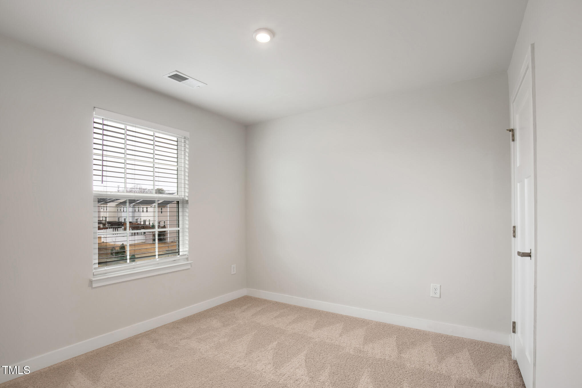 240 Amber Acorn Avenue