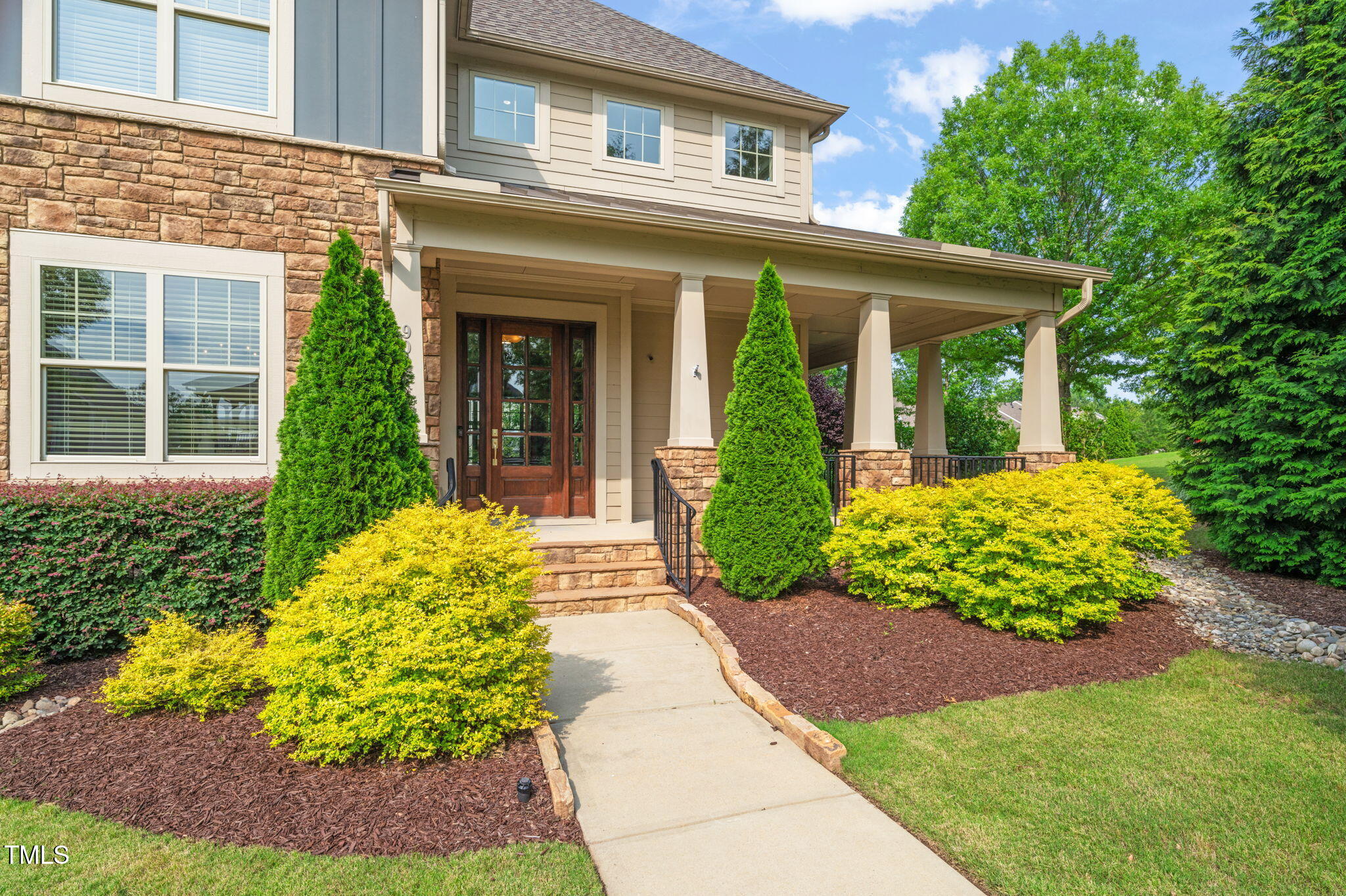 900 Green Oaks Parkway