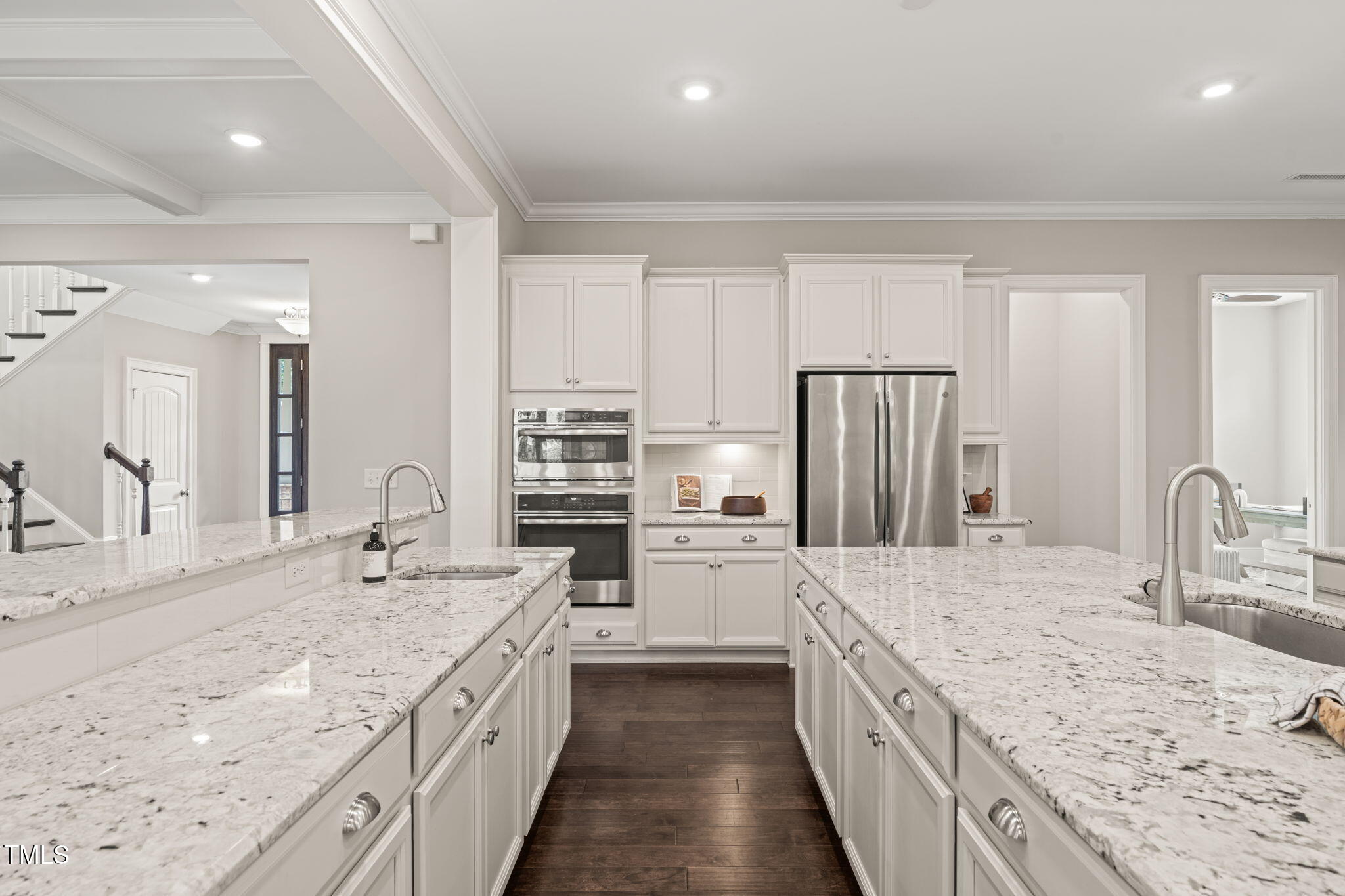 900 Green Oaks Parkway