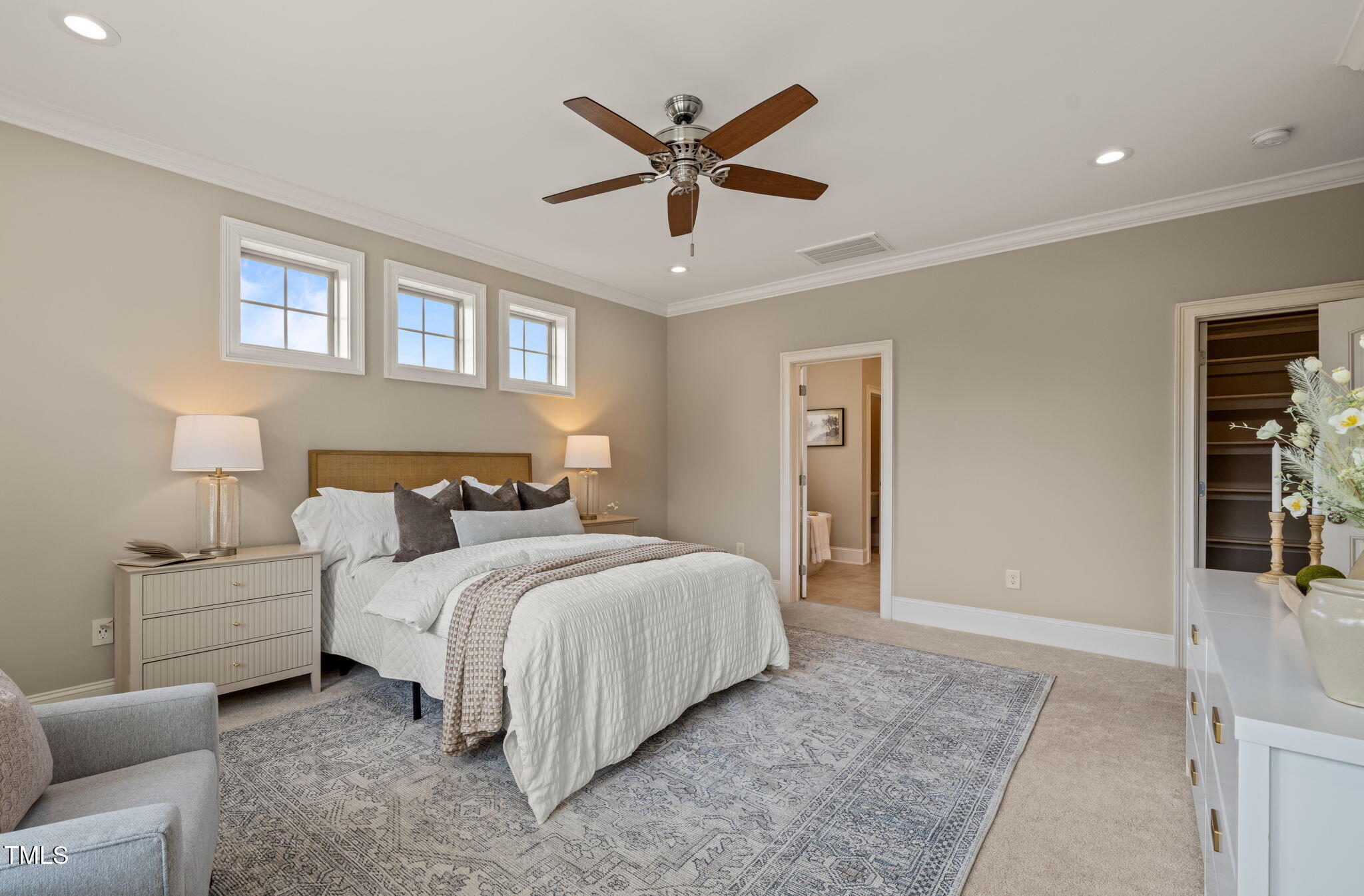 900 Green Oaks Parkway