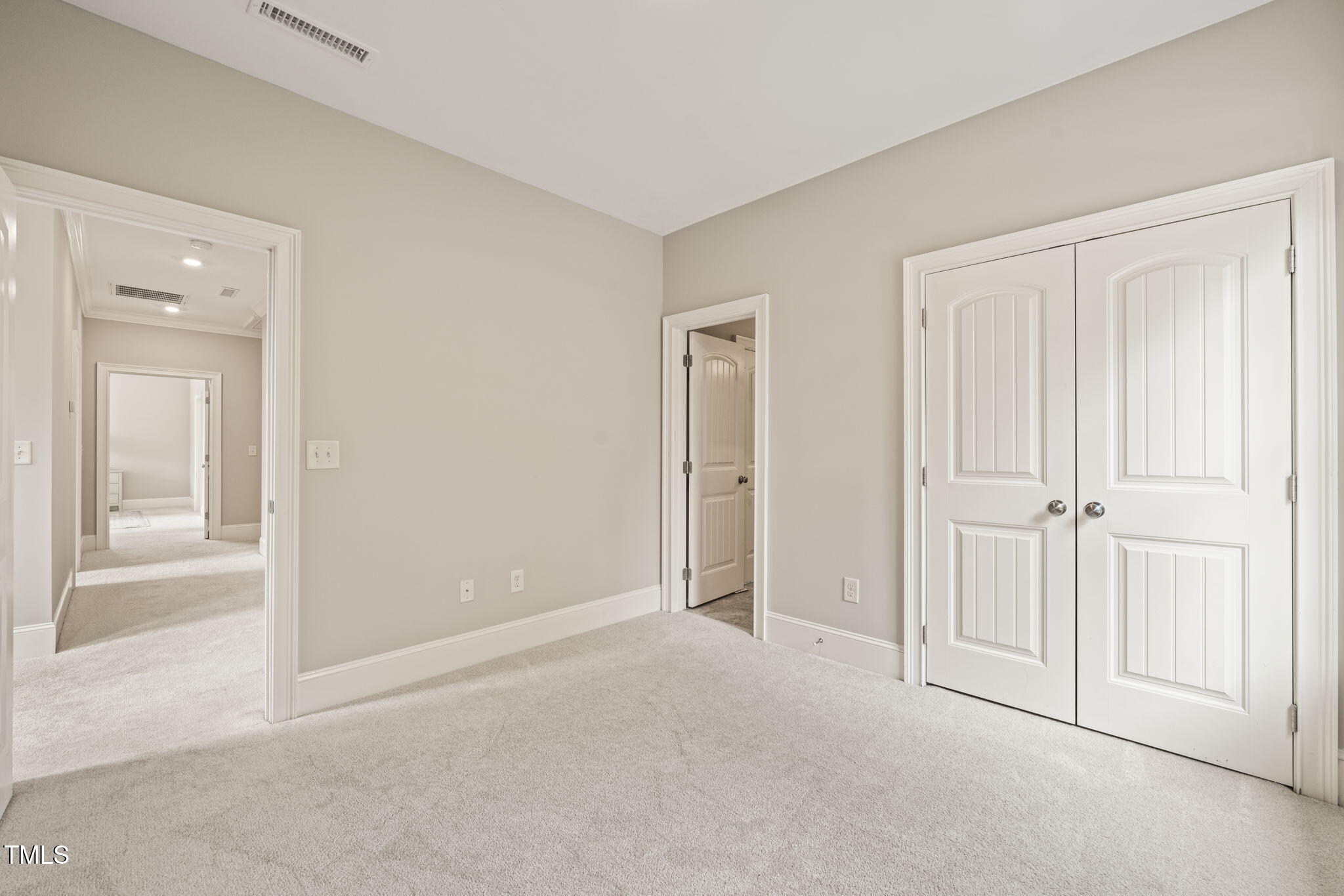 900 Green Oaks Parkway