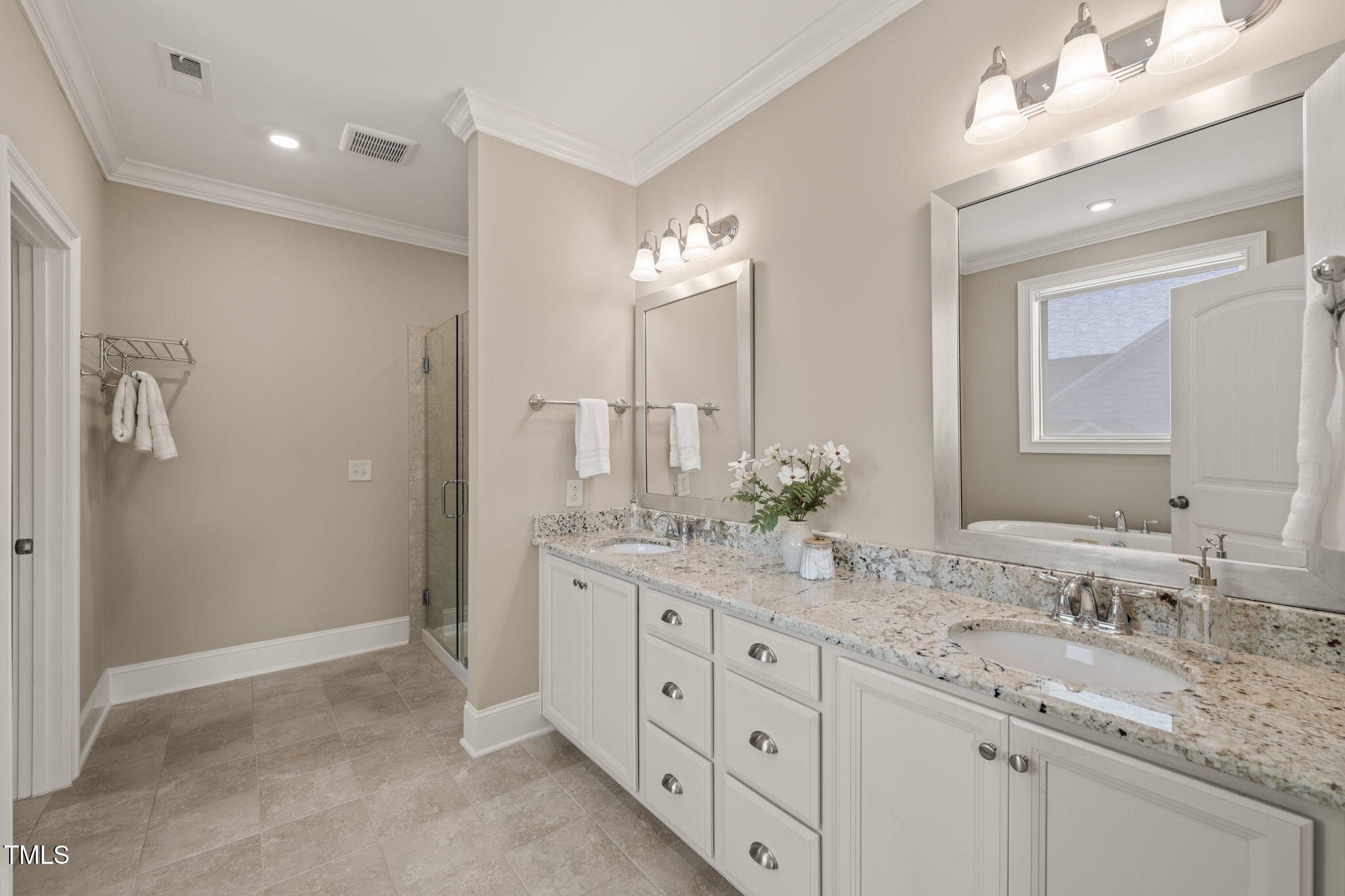 900 Green Oaks Parkway