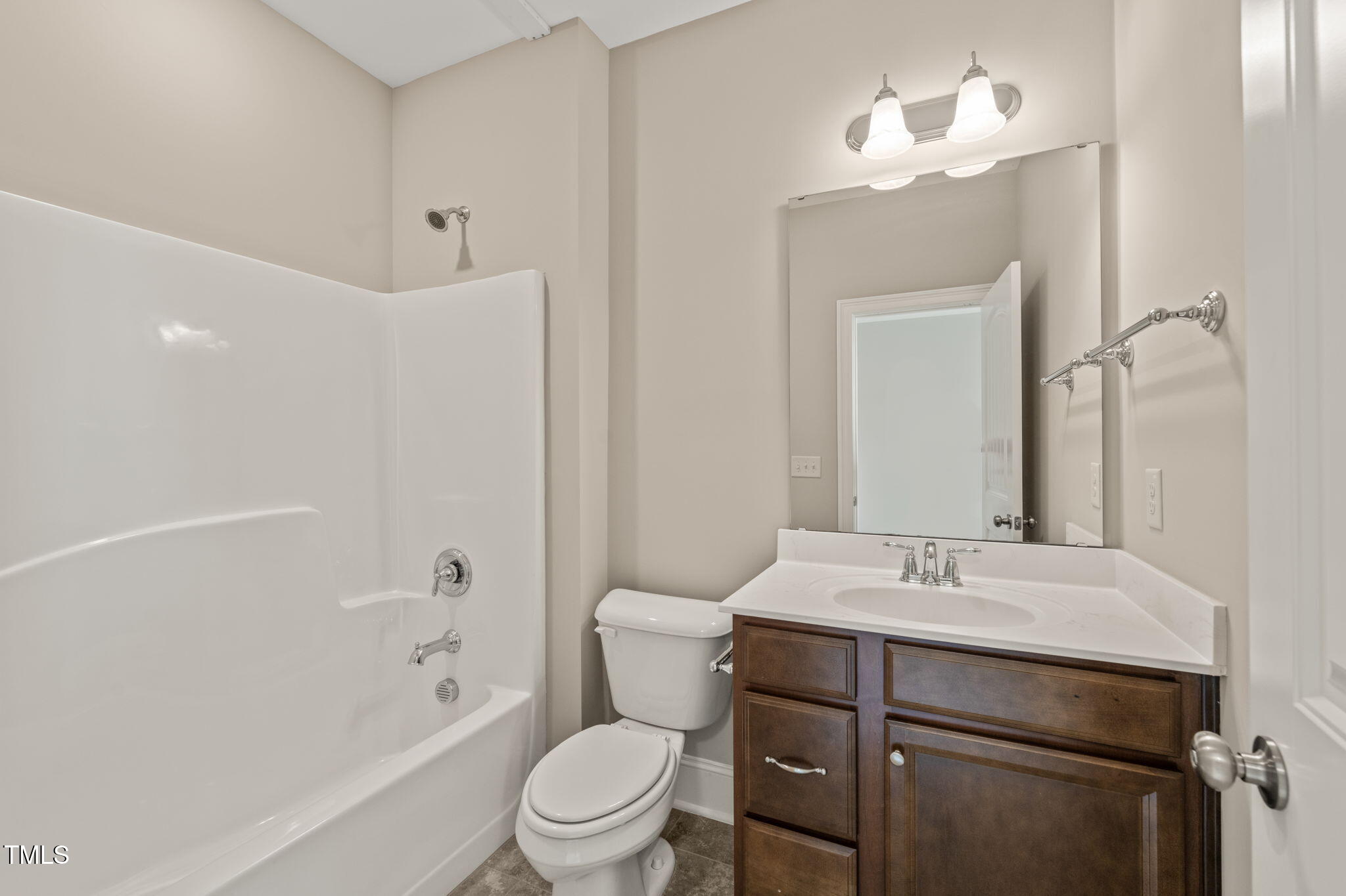 900 Green Oaks Parkway