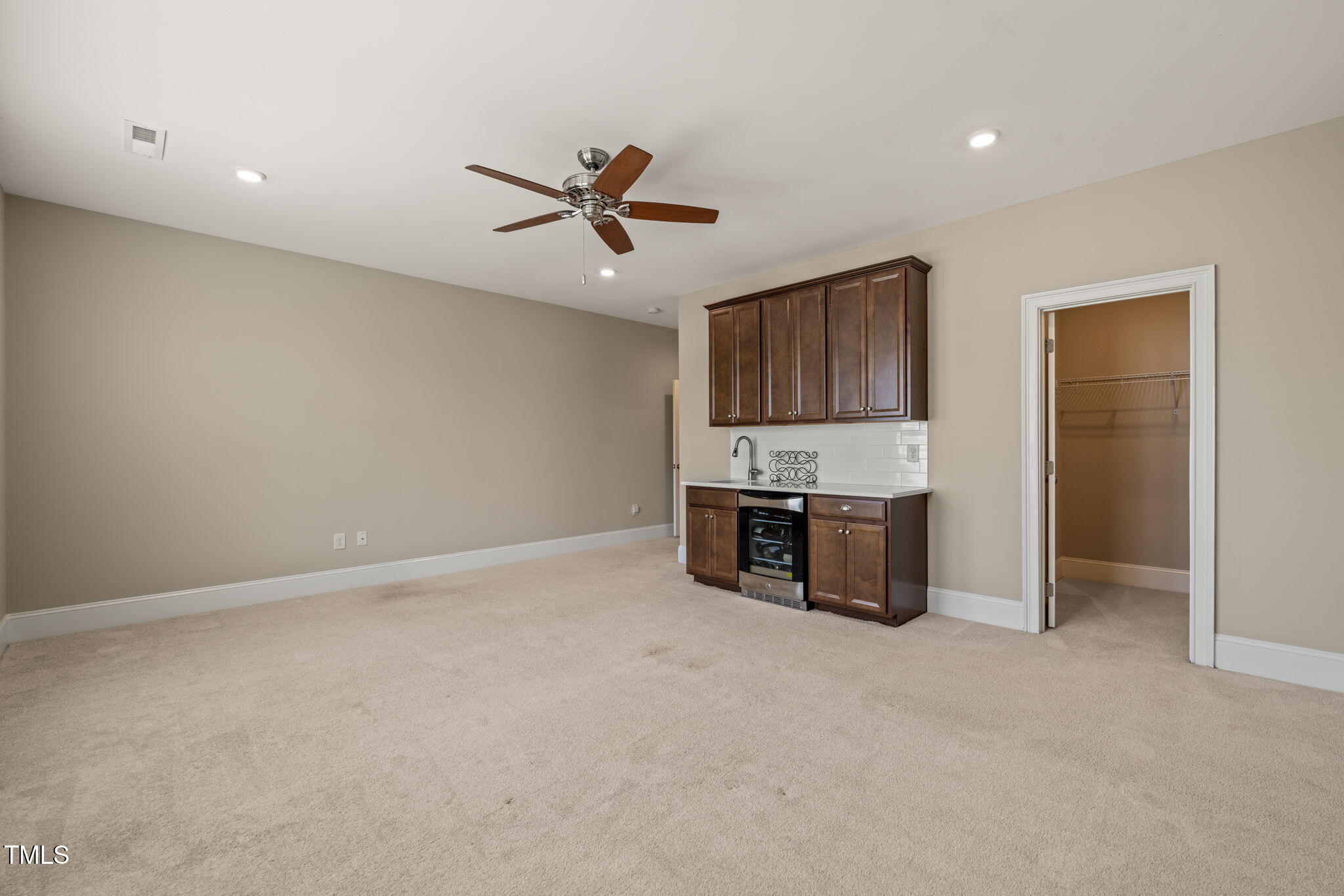 900 Green Oaks Parkway