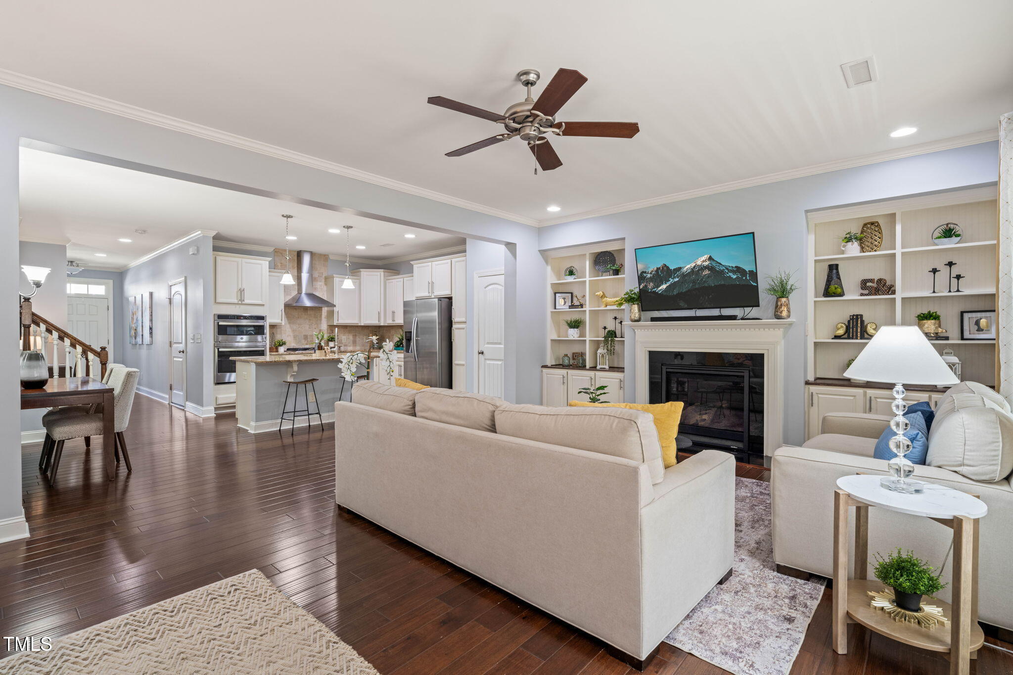 108 Hundred Oaks Lane