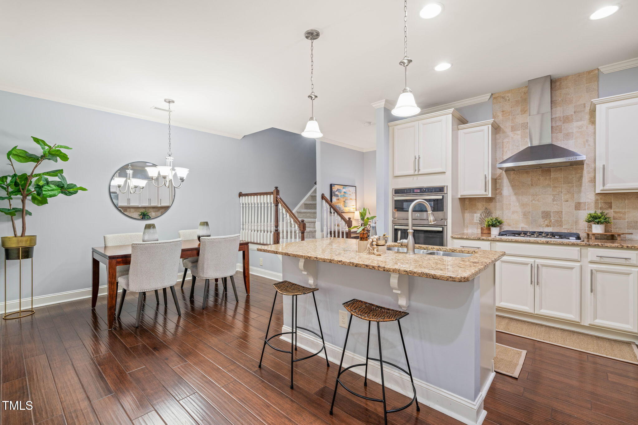 108 Hundred Oaks Lane