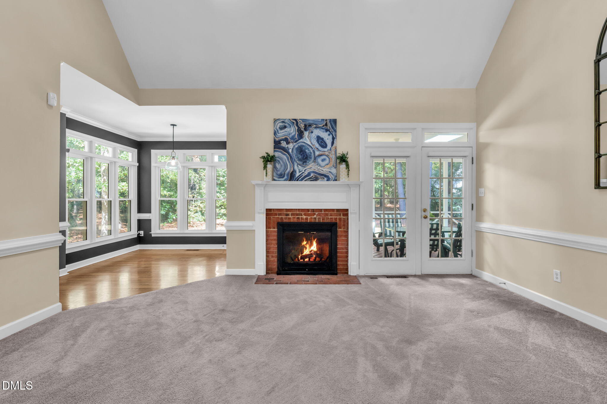 5309 Shoreline Court