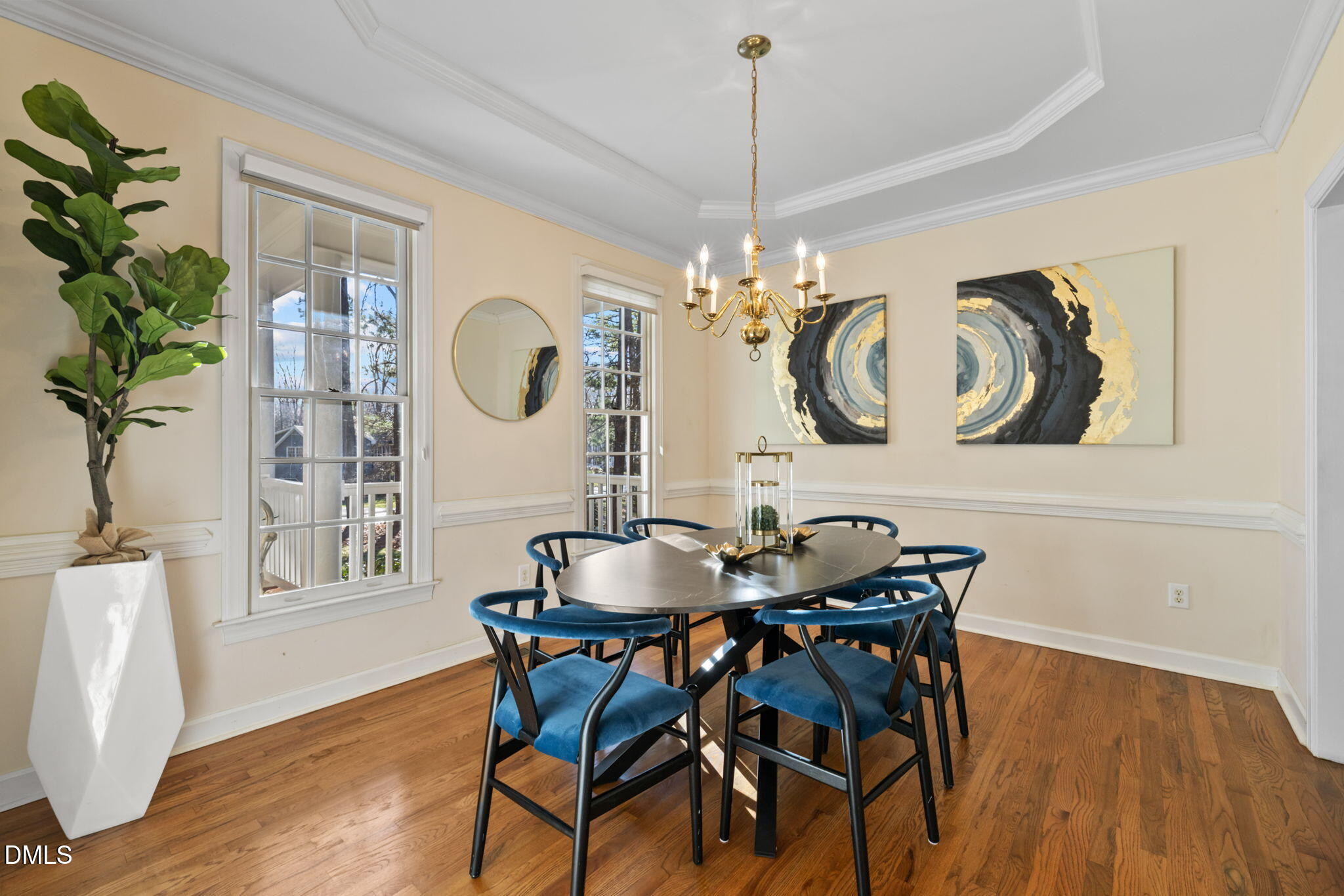 5309 Shoreline Court