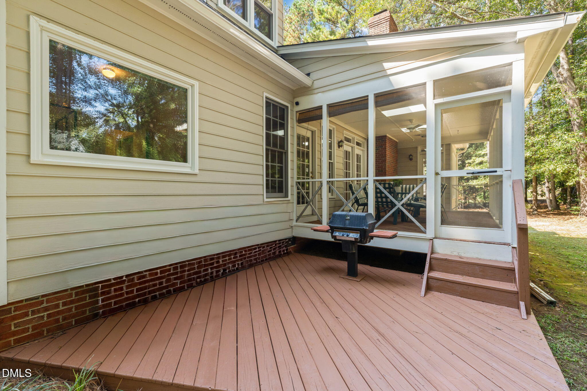 5309 Shoreline Court