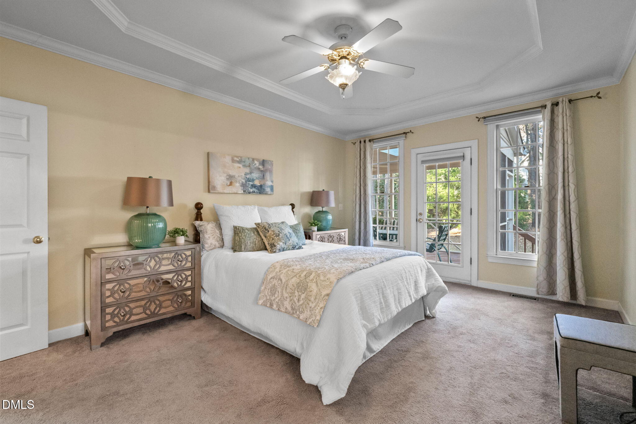 5309 Shoreline Court