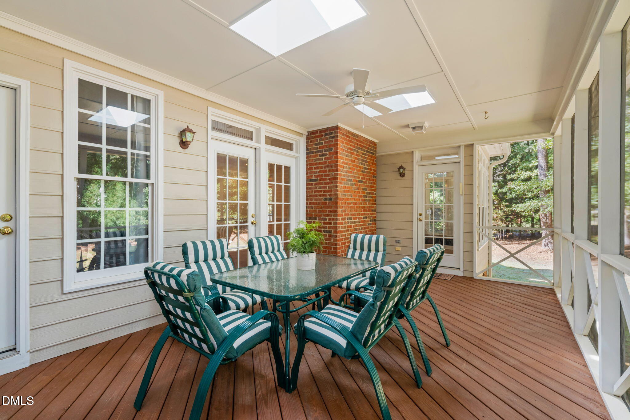 5309 Shoreline Court