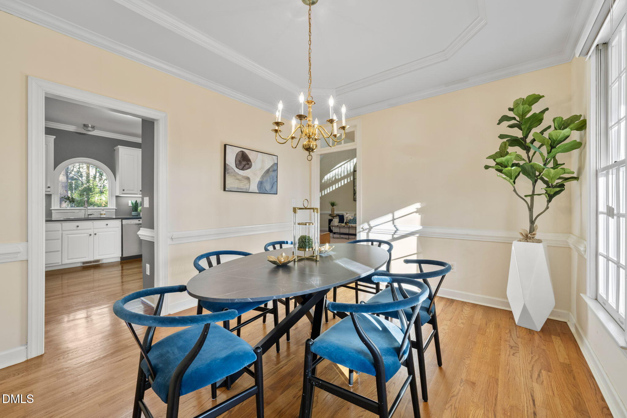 5309 Shoreline Court