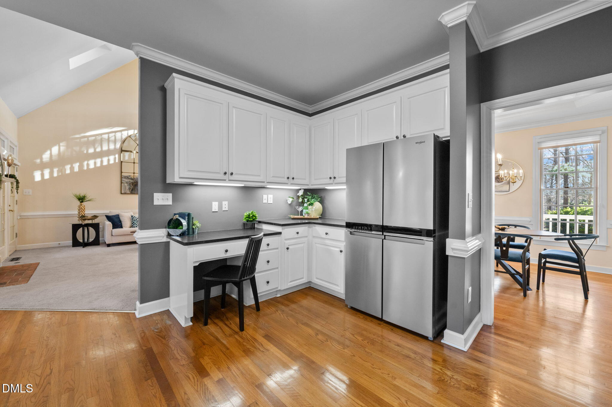 5309 Shoreline Court