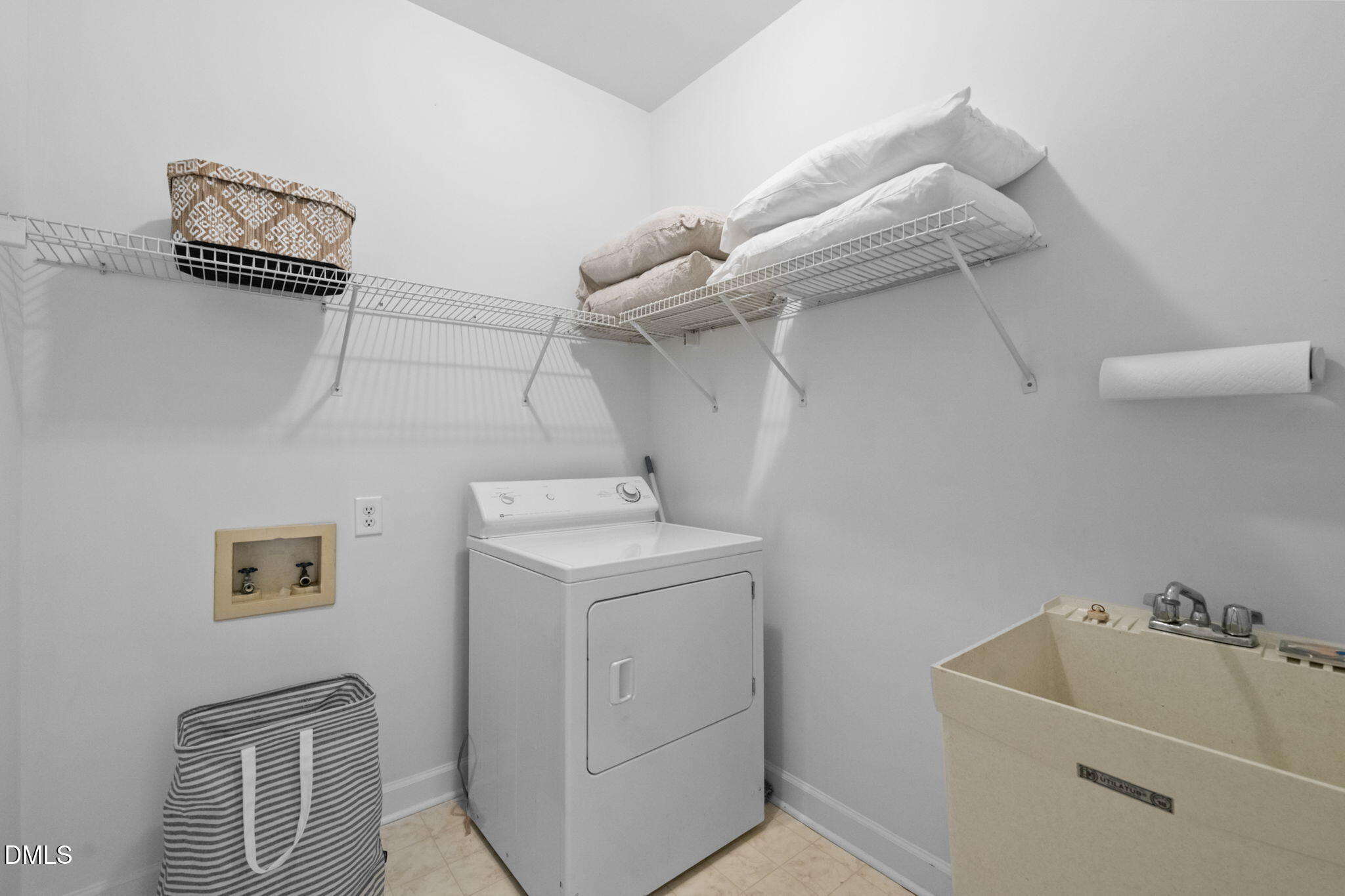 5309 Shoreline Court