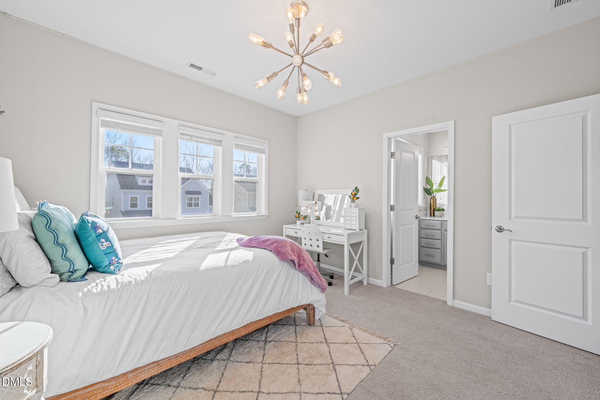 1880 Woodall Crest Drive