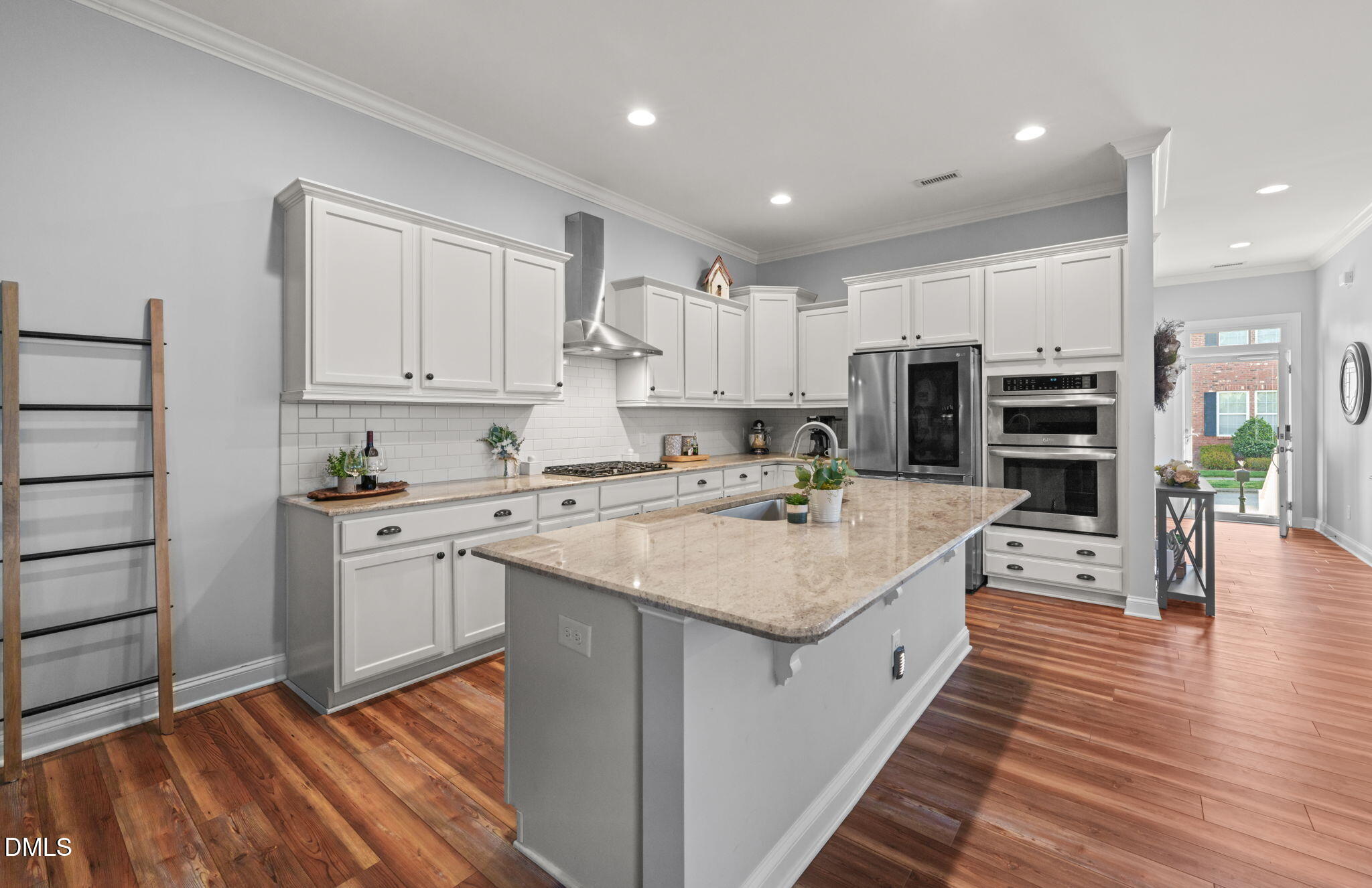 208 Whisk Fern Way