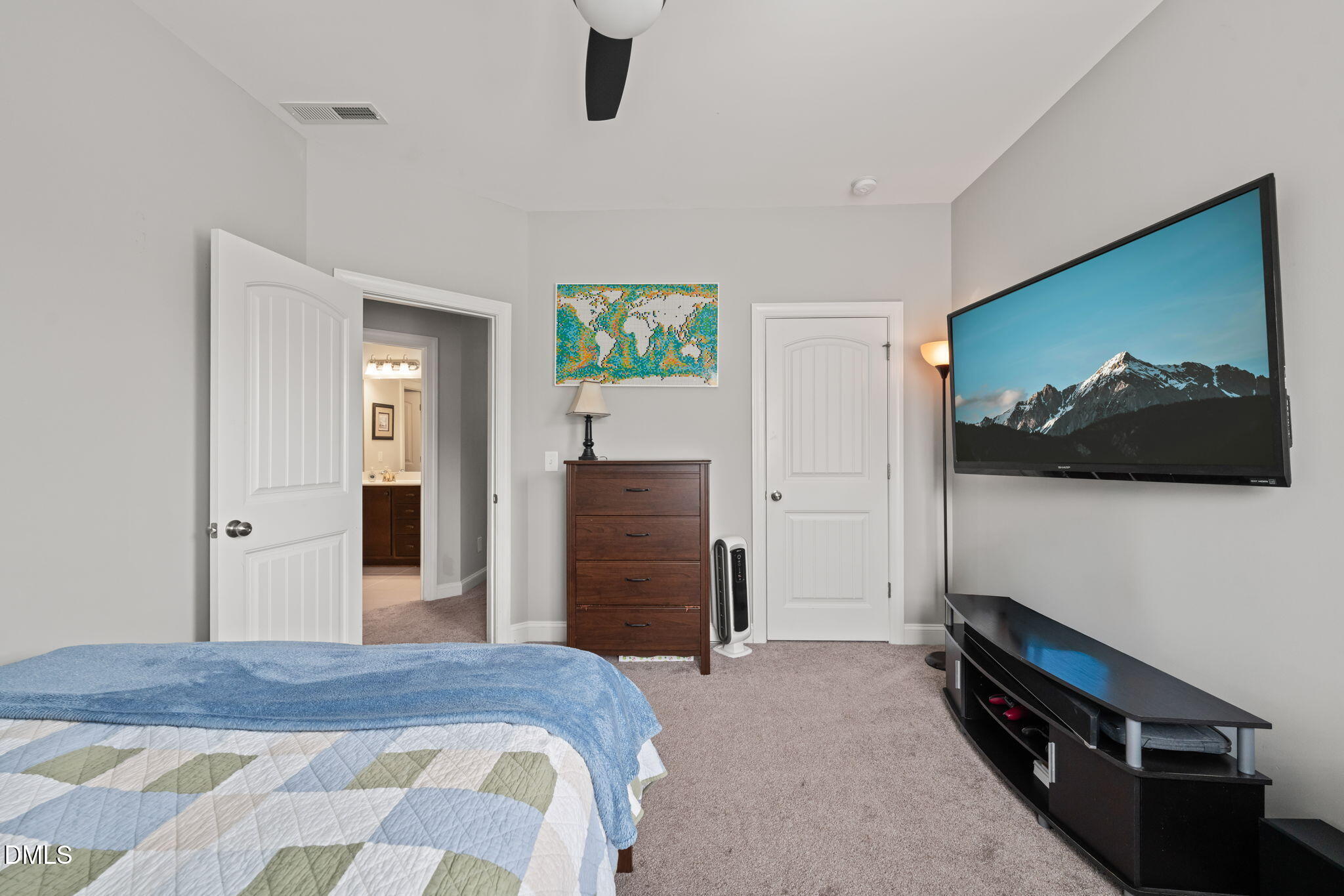 208 Whisk Fern Way