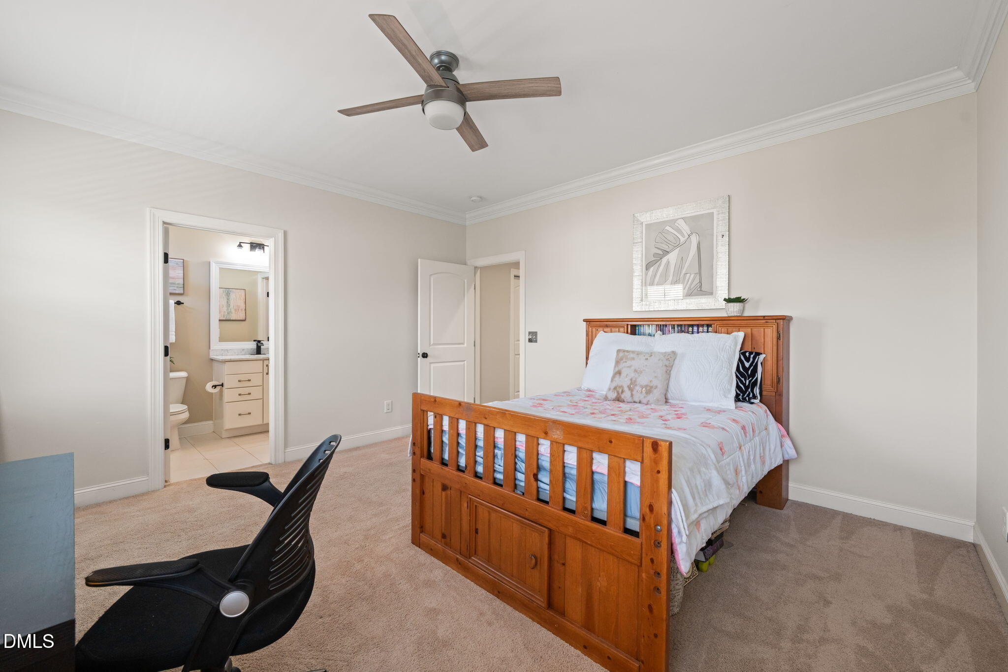 113 Hardy Oaks Way