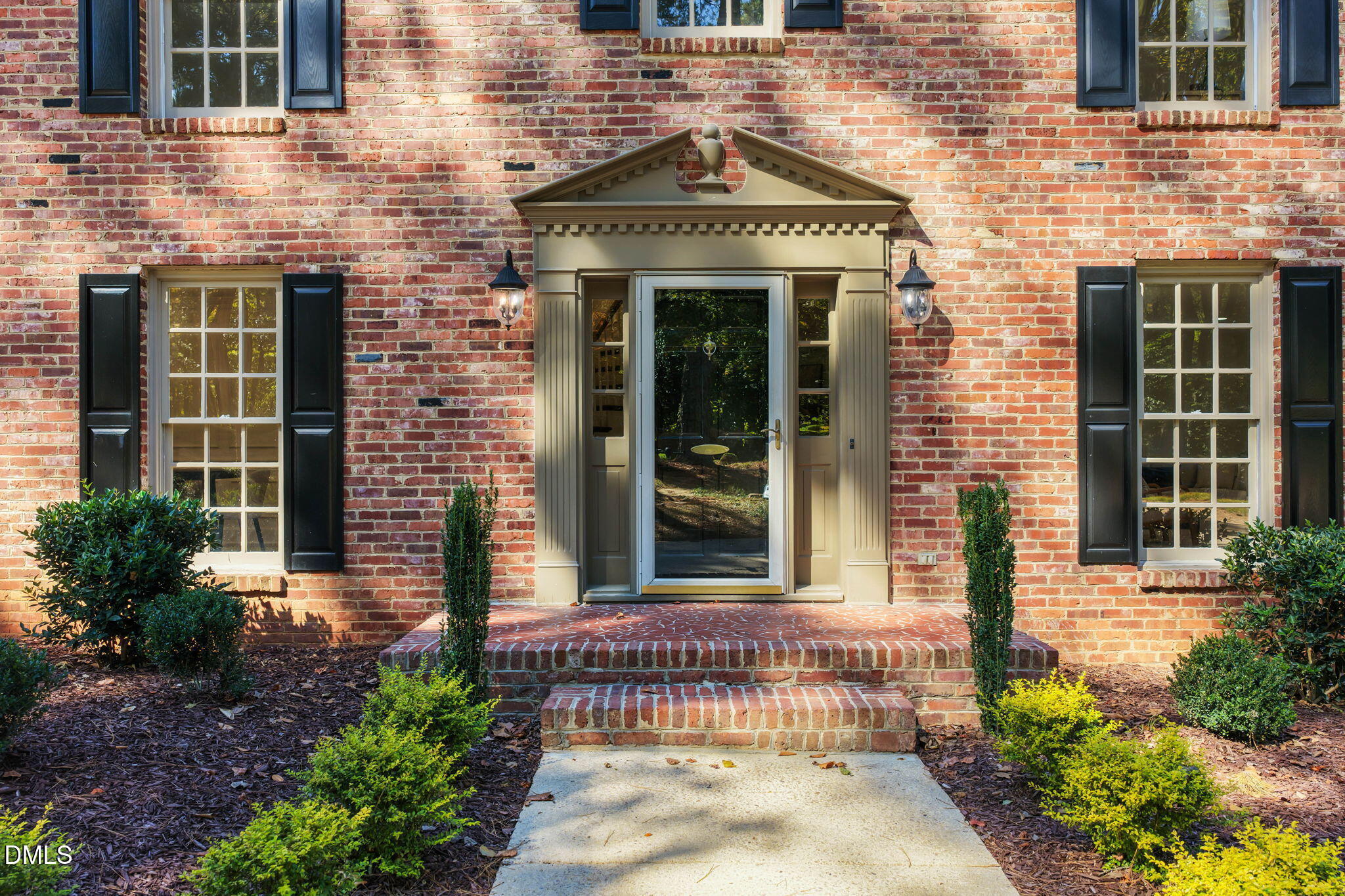 2404 Beechview Court