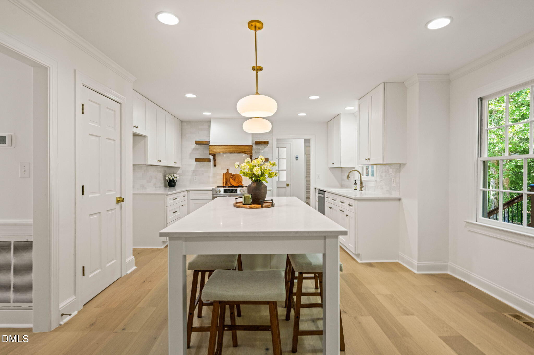 2404 Beechview Court