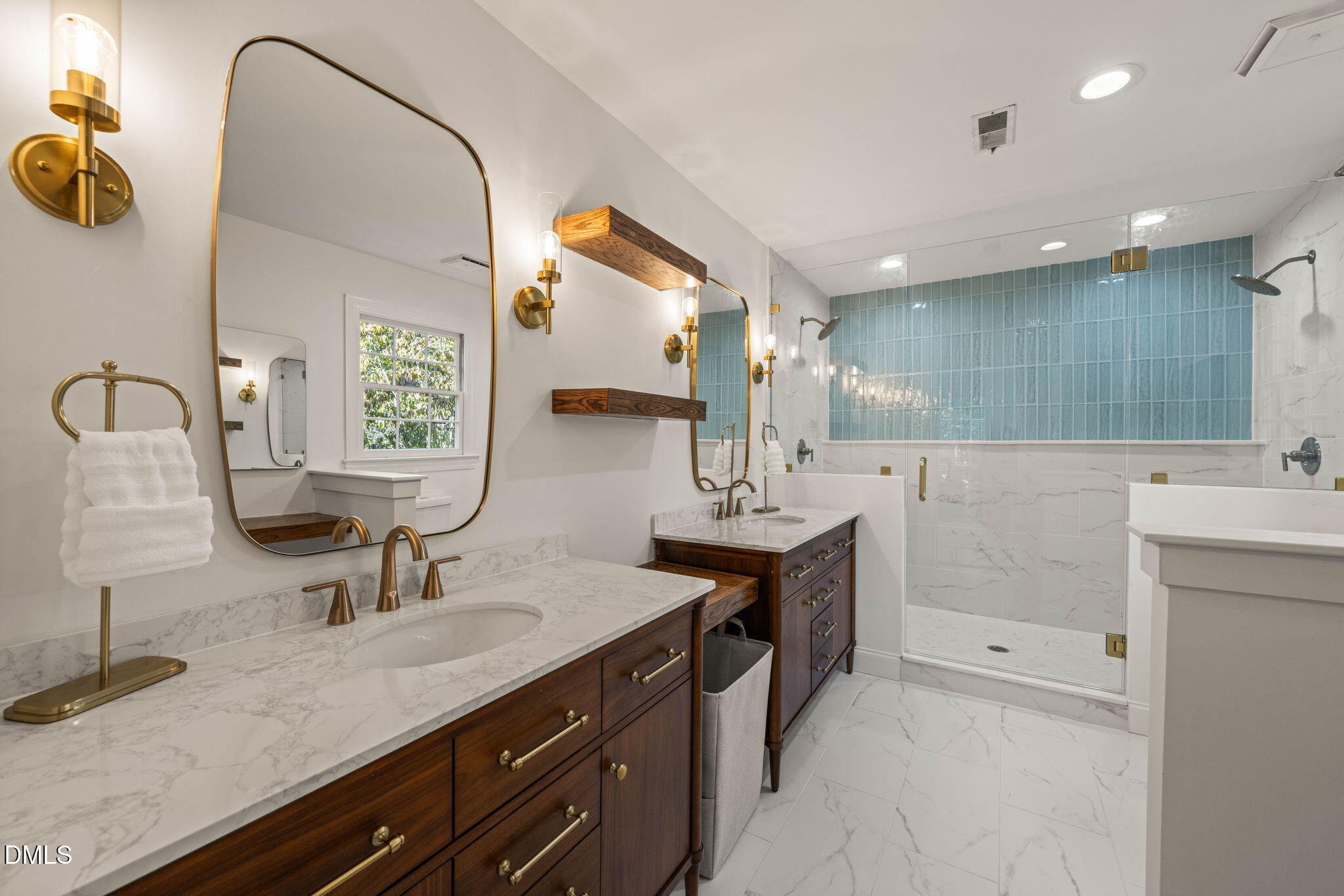 2404 Beechview Court