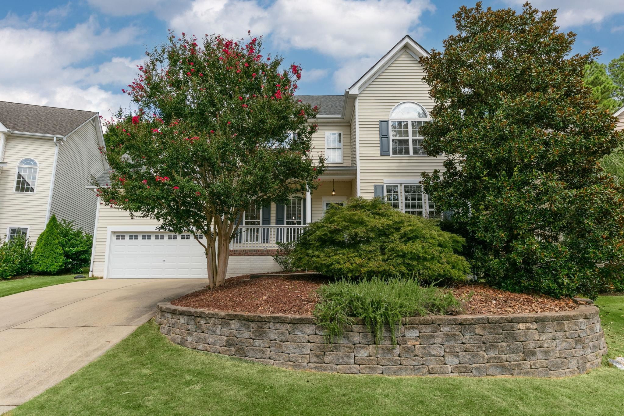 1603 Royal Red Trail