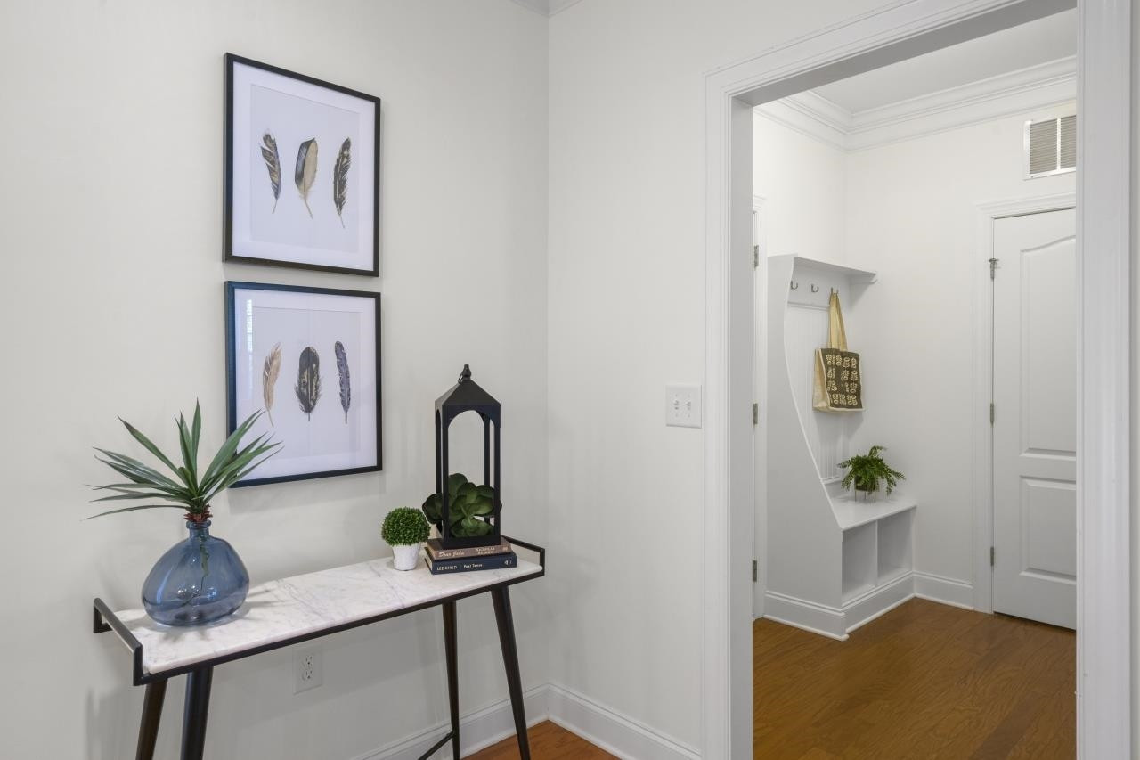 109 Pascalis Place