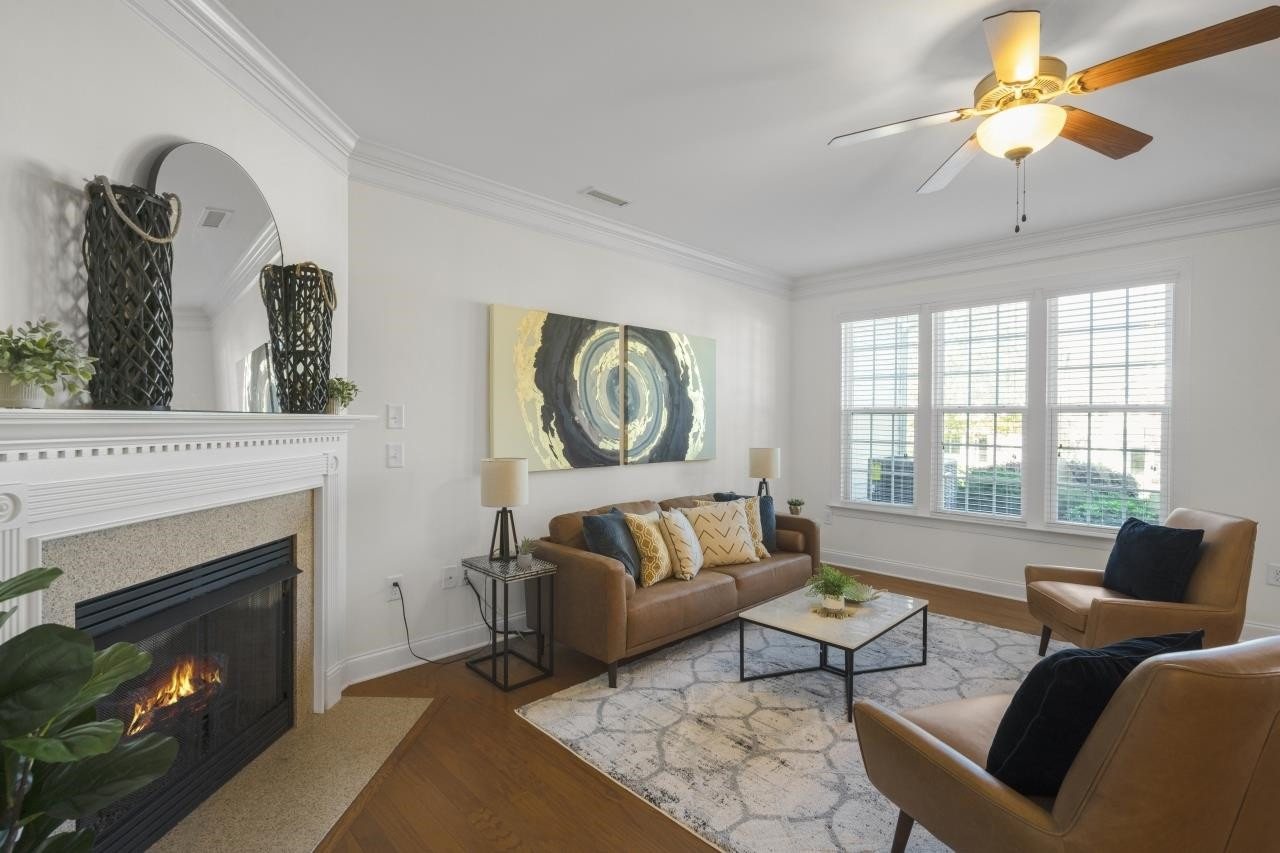 109 Pascalis Place