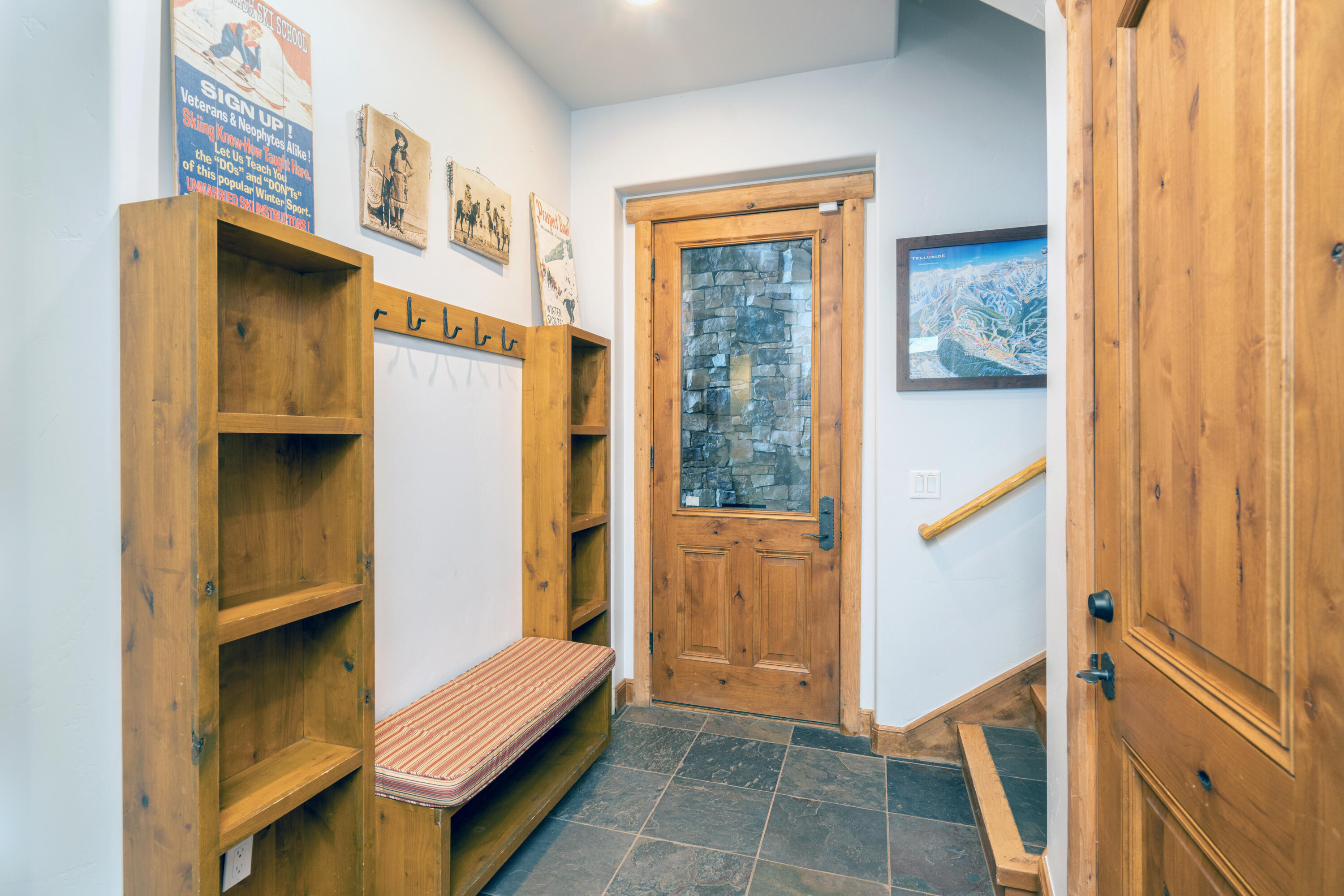 225 Ridgeline Drive