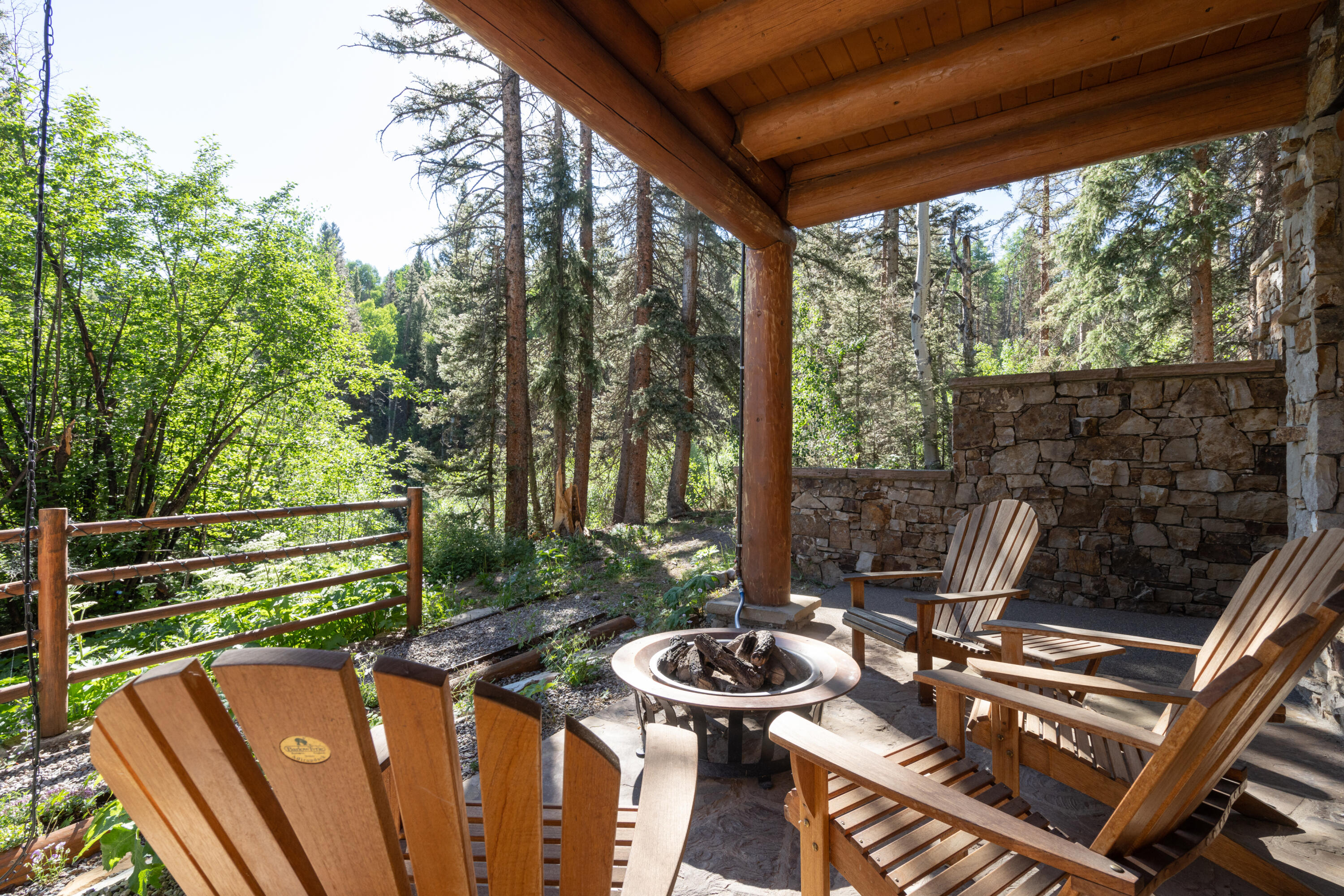 225 Ridgeline Drive