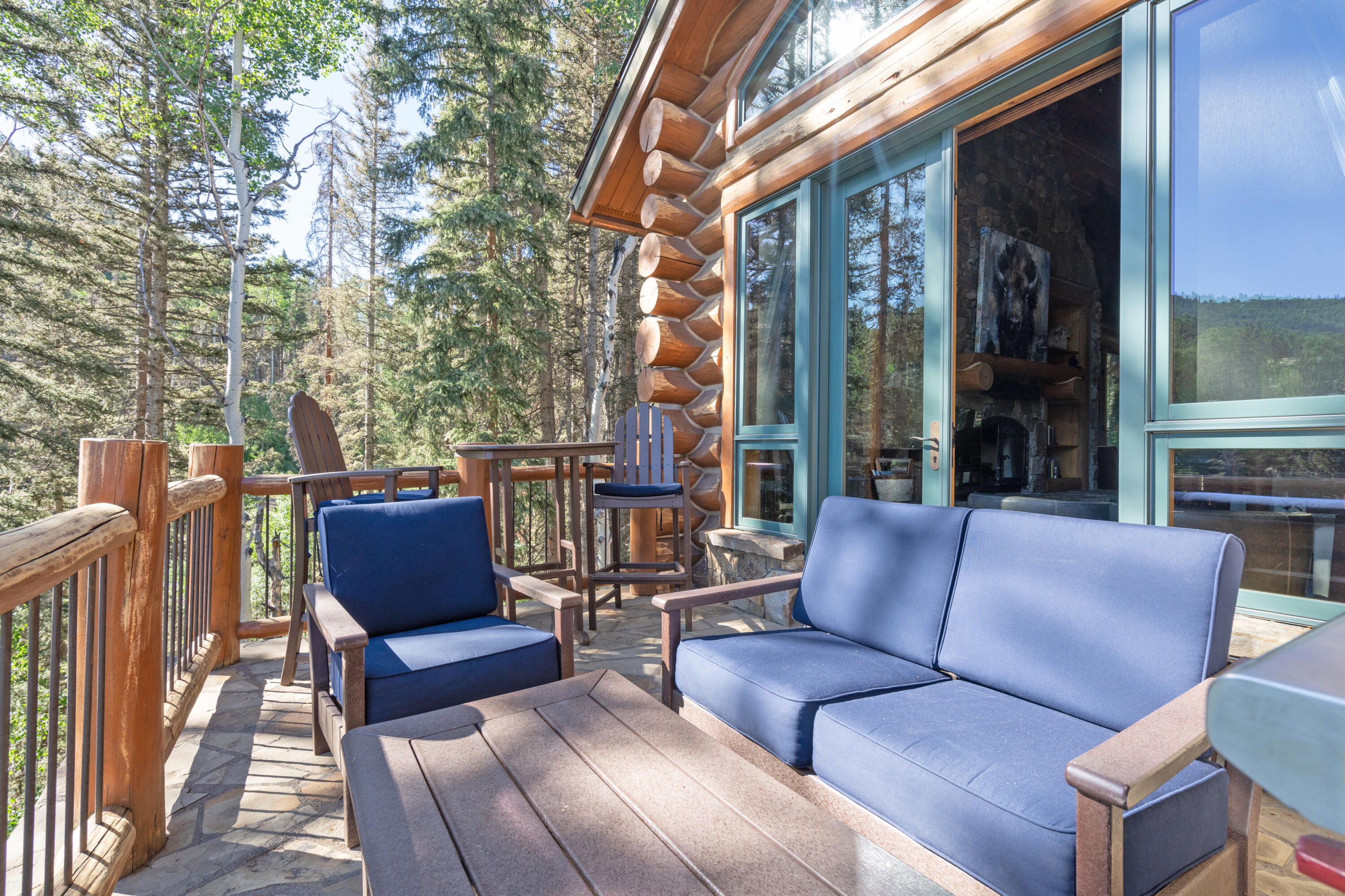 225 Ridgeline Drive